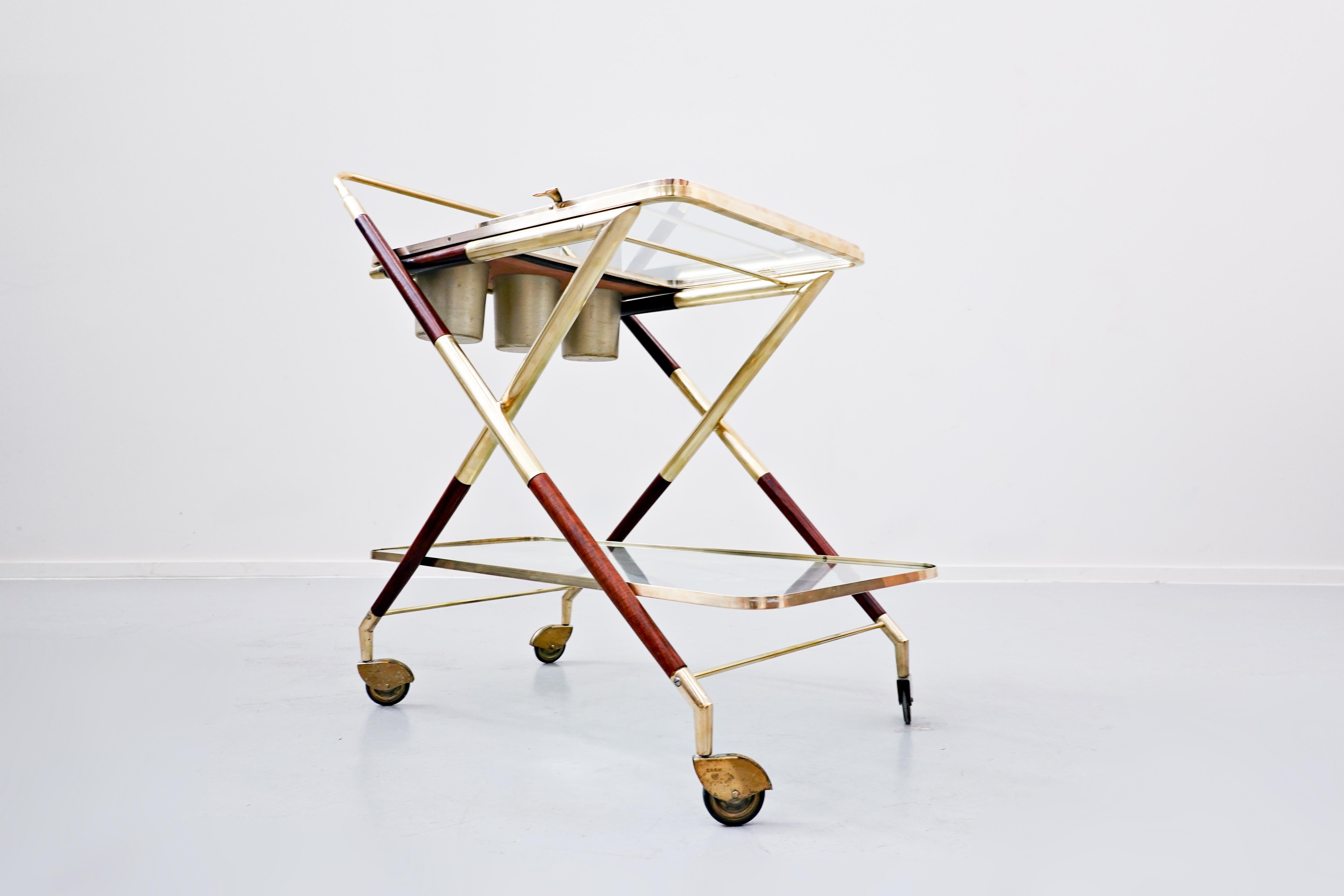 Mid-Century Modern Italian Trolley by Cesare Lacca, Glass and Brass, 1950s 6