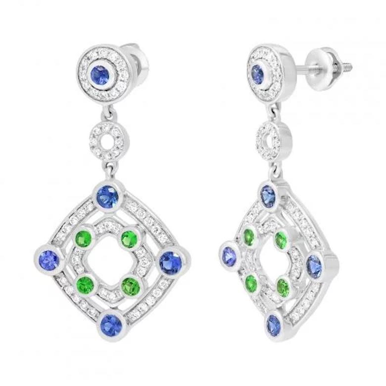 Earrings White 14K Gold 

Diamond  104-RND57-0,43-4/6A 
Blue Sapphire 10-RND-0,66 Т(4)/3A
Tsavorite 8-RND-0,25 1/2C

Weight 5,39 grams 

It is our honour to create fine jewelry, and it’s for that reason that we choose to only work with high-quality,