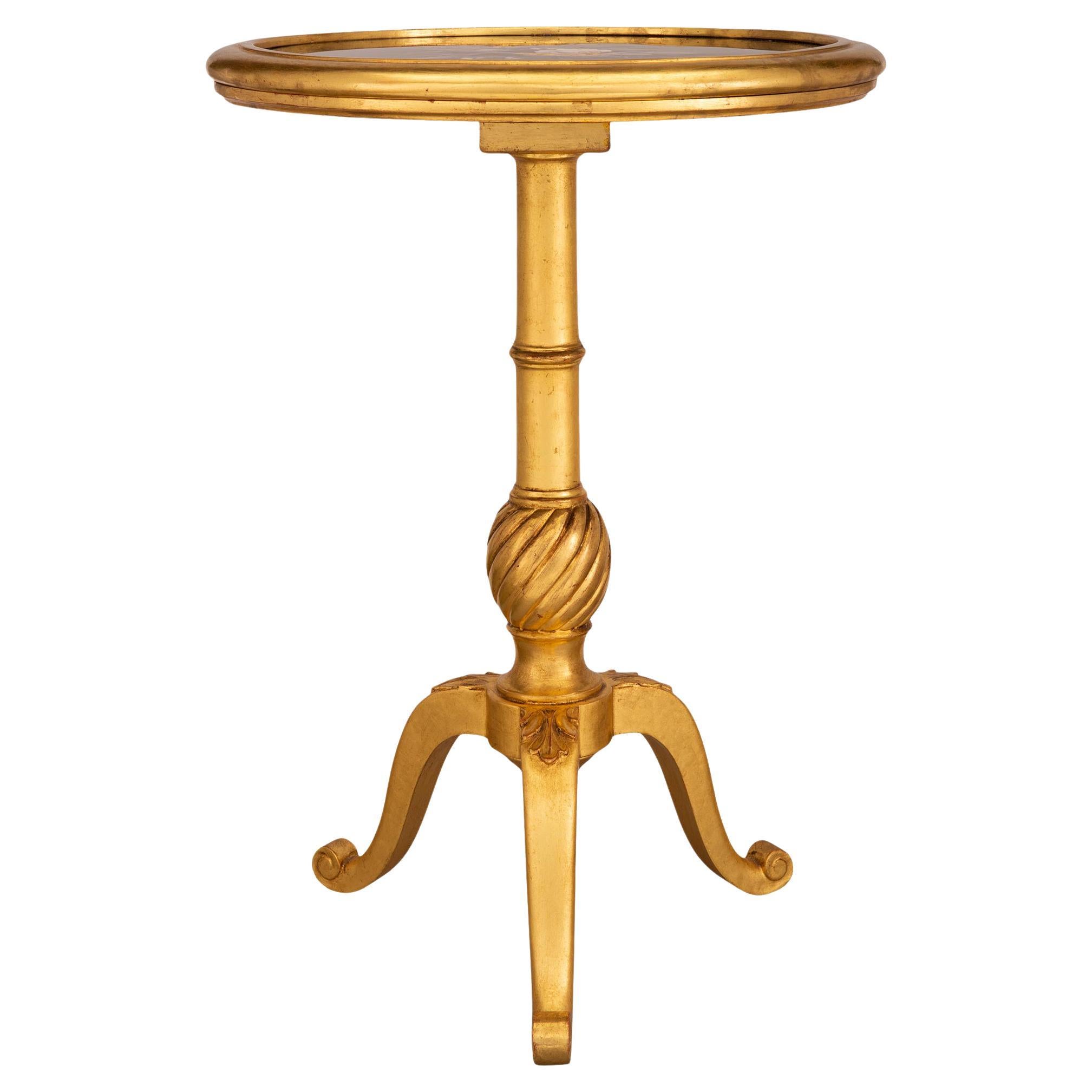 Table d'appoint florentine du début du siècle en bois doré et Pietra Dura, Italie
