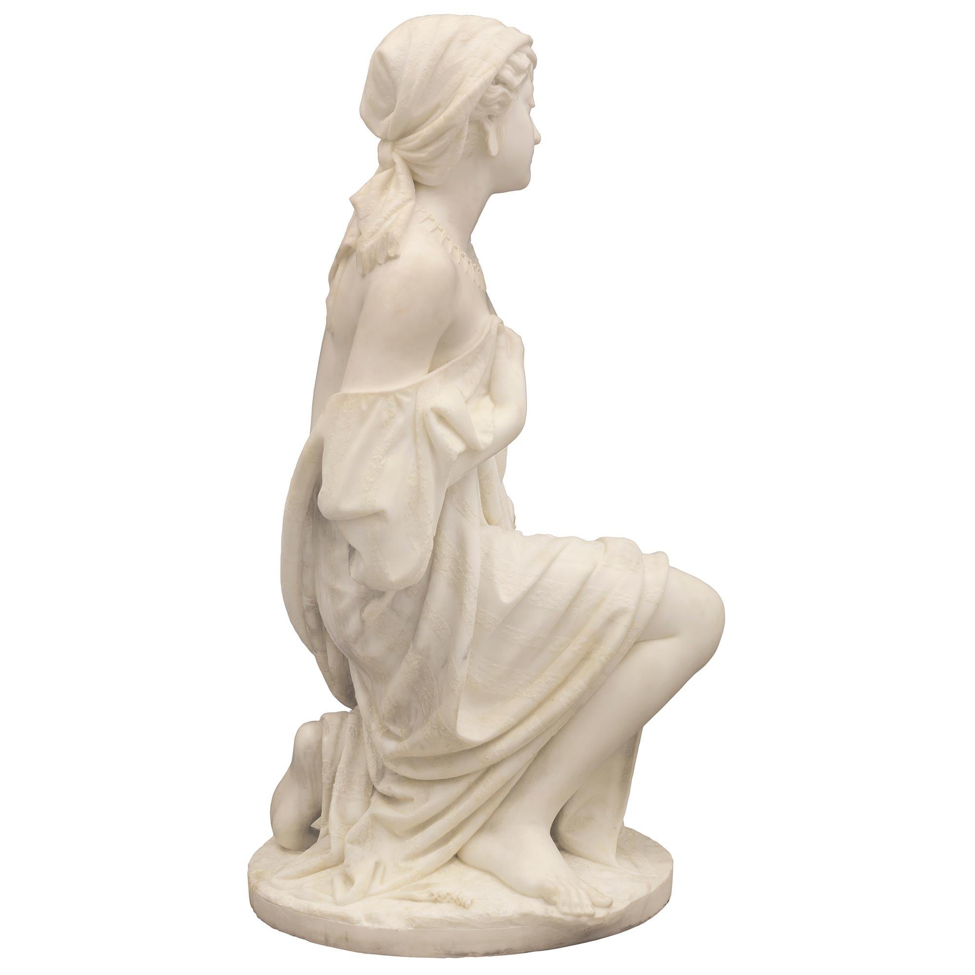 20ième siècle Statue italienne en marbre du début du siècle signée du Prof. R. Romanelli 1909 en vente