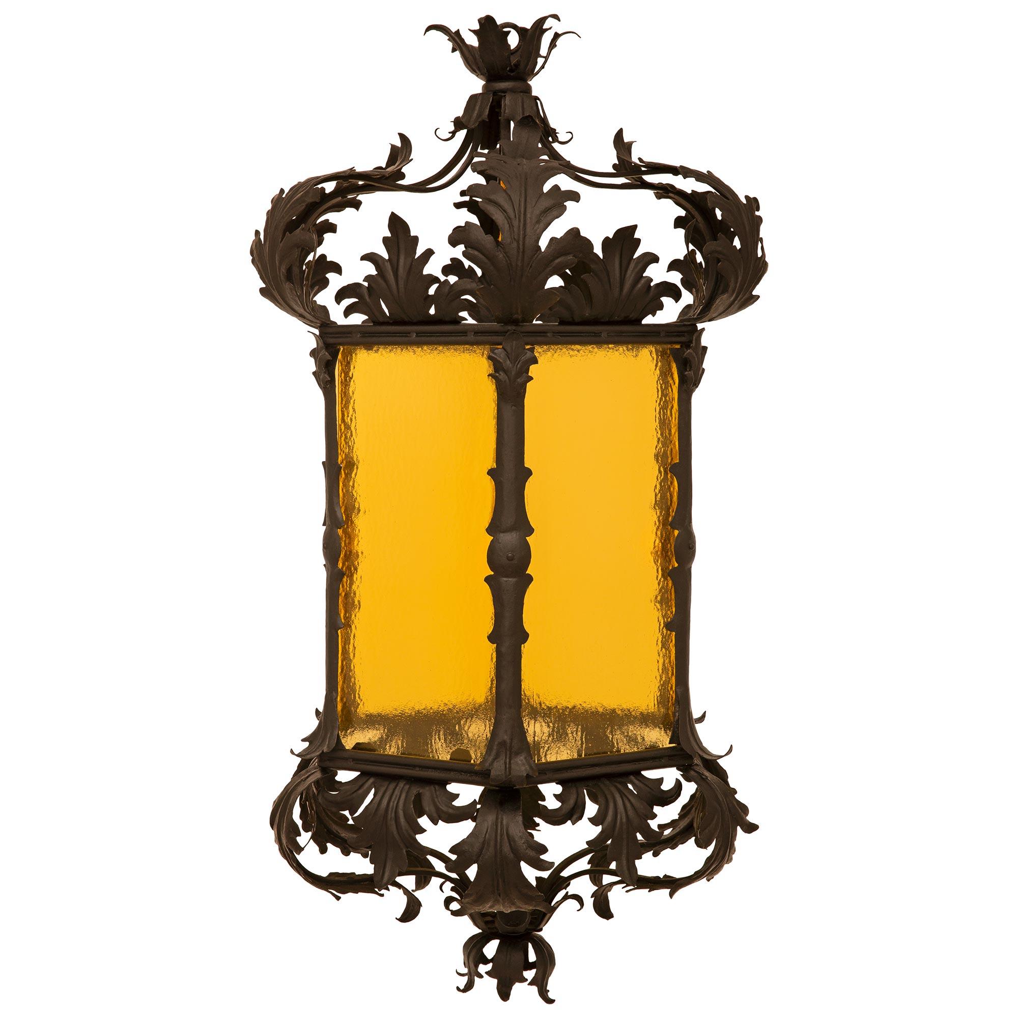 Italian Turn Of The Century Renaissance St. Wrought Iron And Glass Lantern In Good Condition For Sale In West Palm Beach, FL
