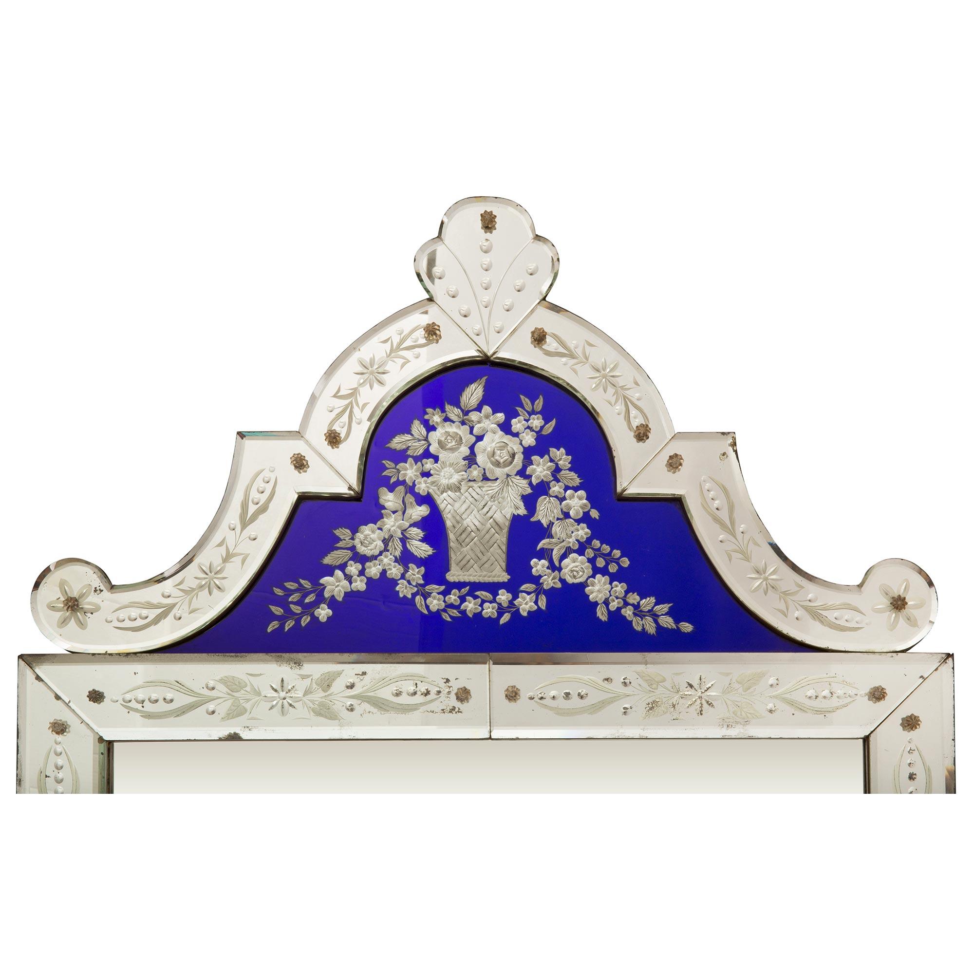 Italian Turn of the Century Venetian Mirror In Good Condition For Sale In West Palm Beach, FL
