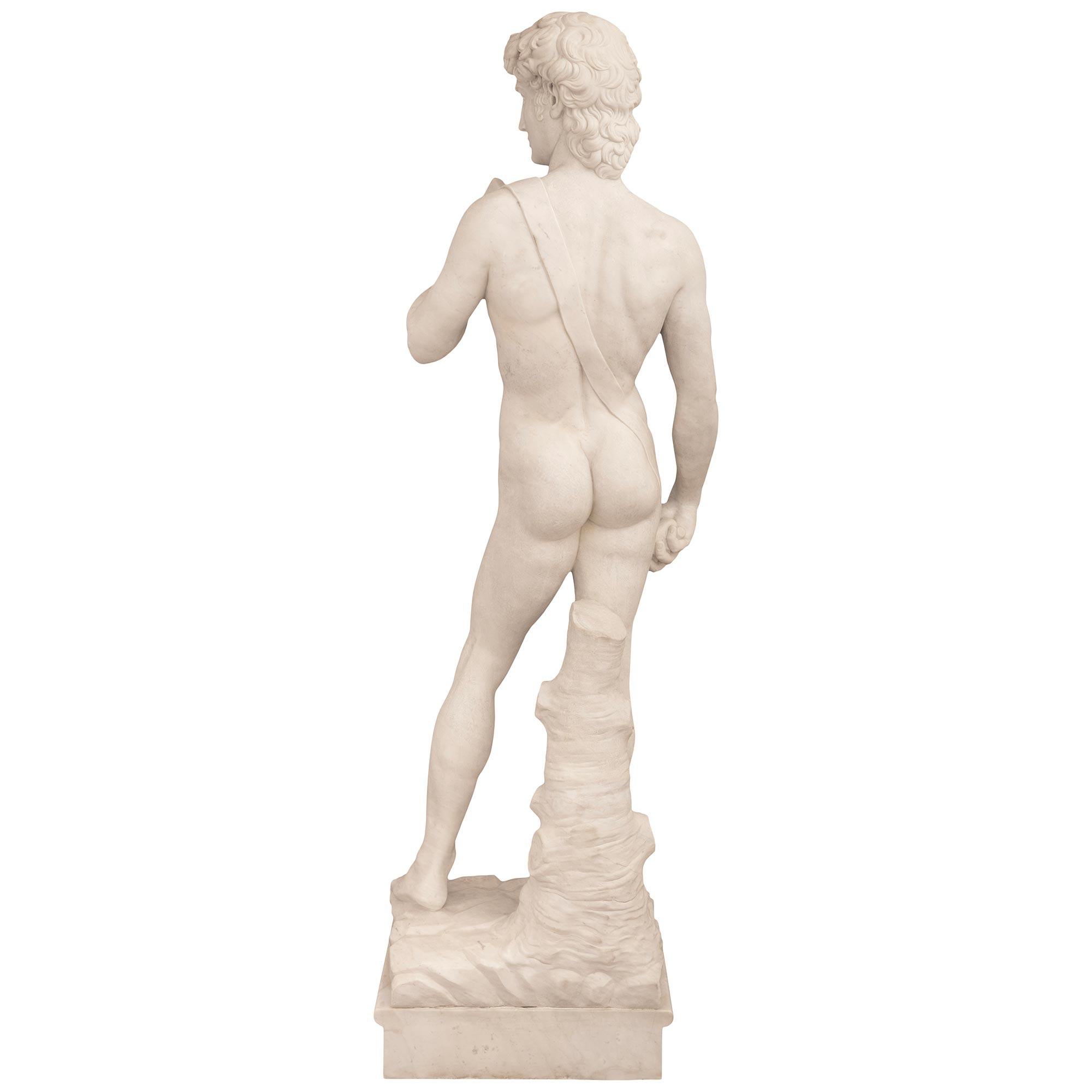 Italian turn of the century white Carrara marble statue of Michelangelo's David. For Sale 8