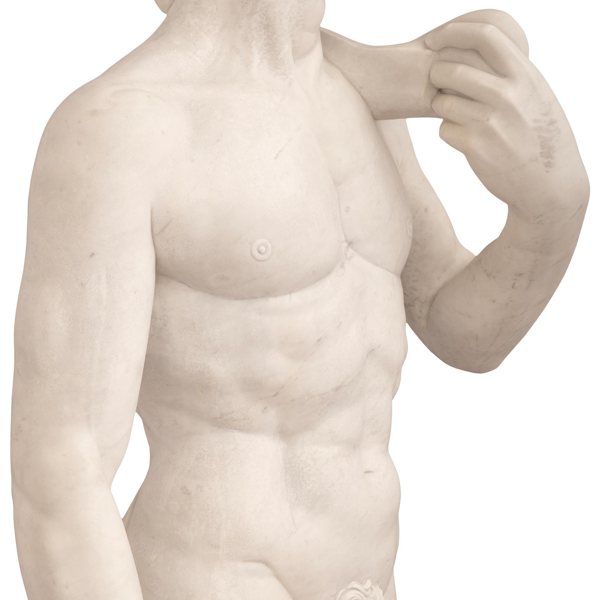 Italian turn of the century white Carrara marble statue of Michelangelo's David. For Sale 2