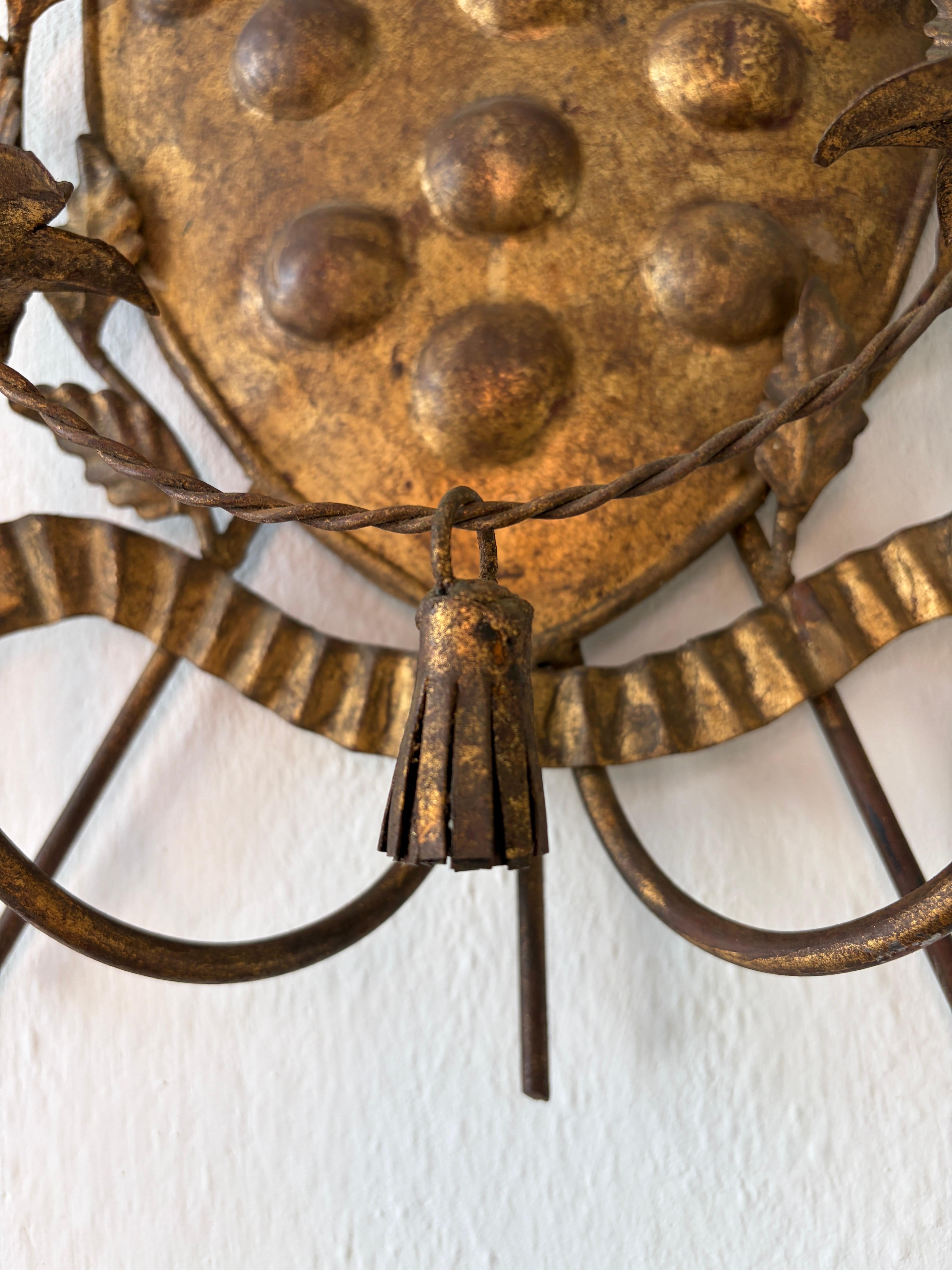 Italian Tuscan Medici Coat of Arms Metal Florentine Sconces c 1900 Fleur Di Lis For Sale 2