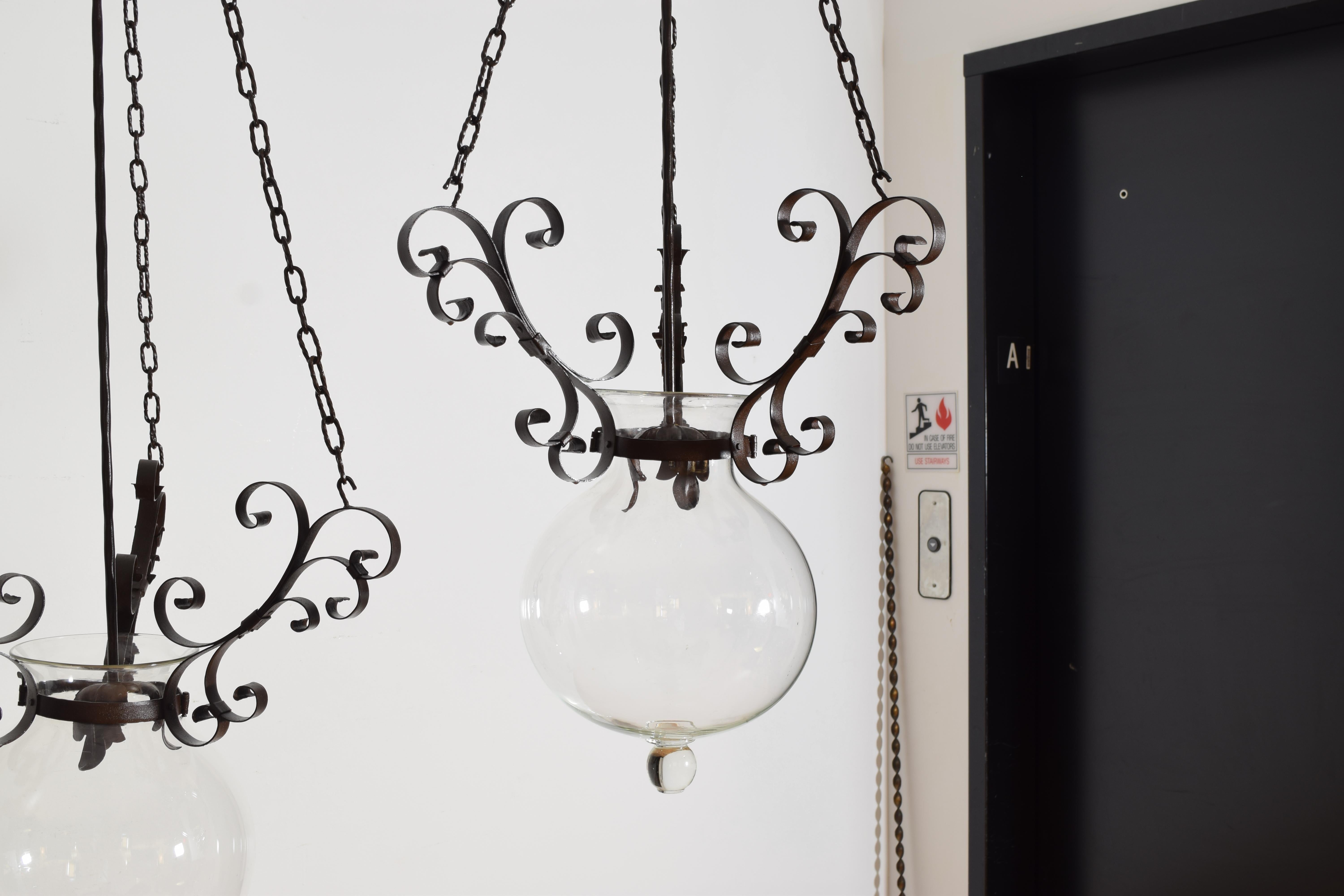 Italian, Tuscan, Pair of Iron and Blown Glass Pendant Lanterns, Mid-19th Century In condizioni buone in vendita a Atlanta, GA