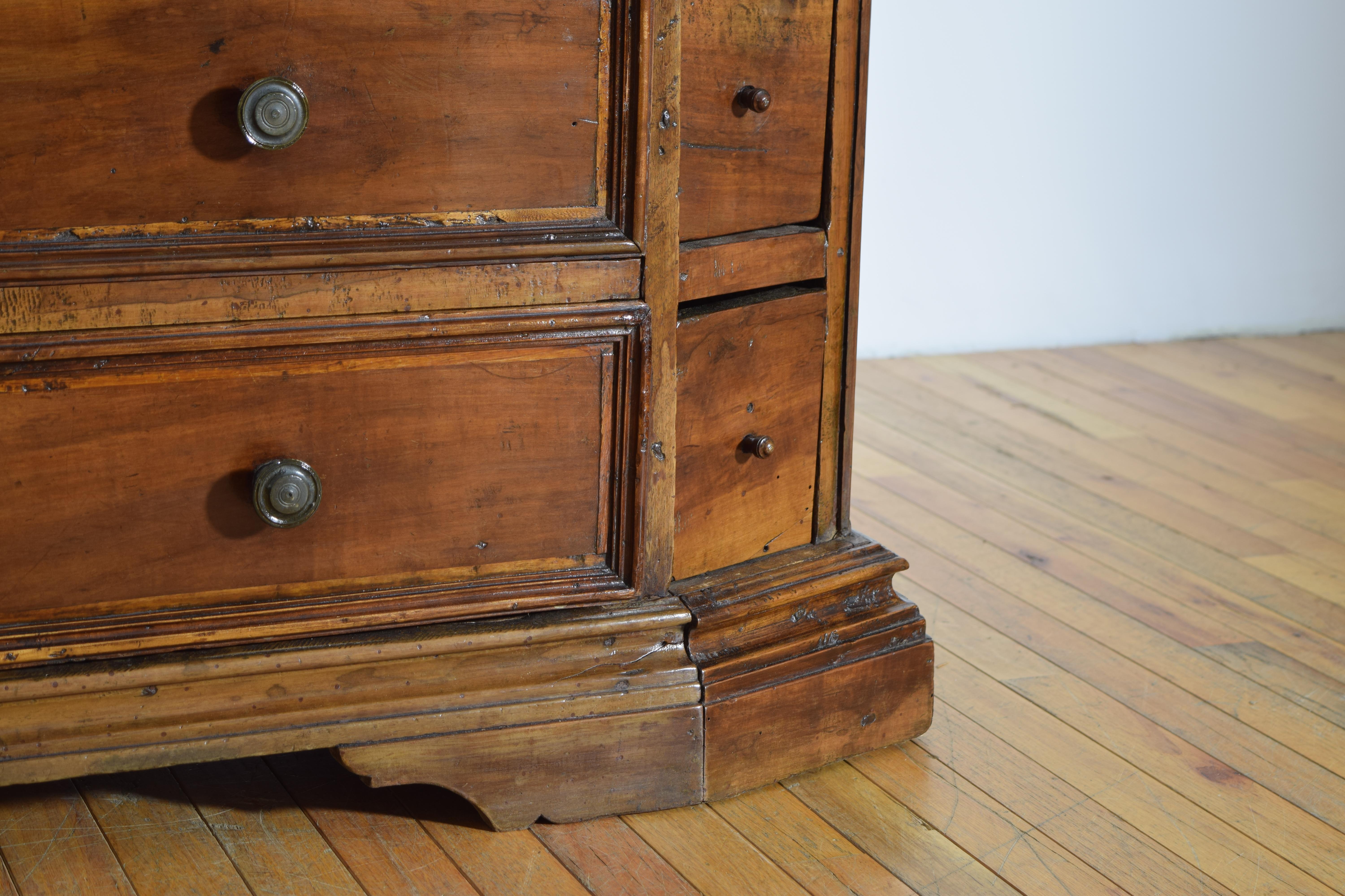 Italian, Tuscany, Baroque Period Walnut 12-Drawer Scantonata Commode, 17th cen 6