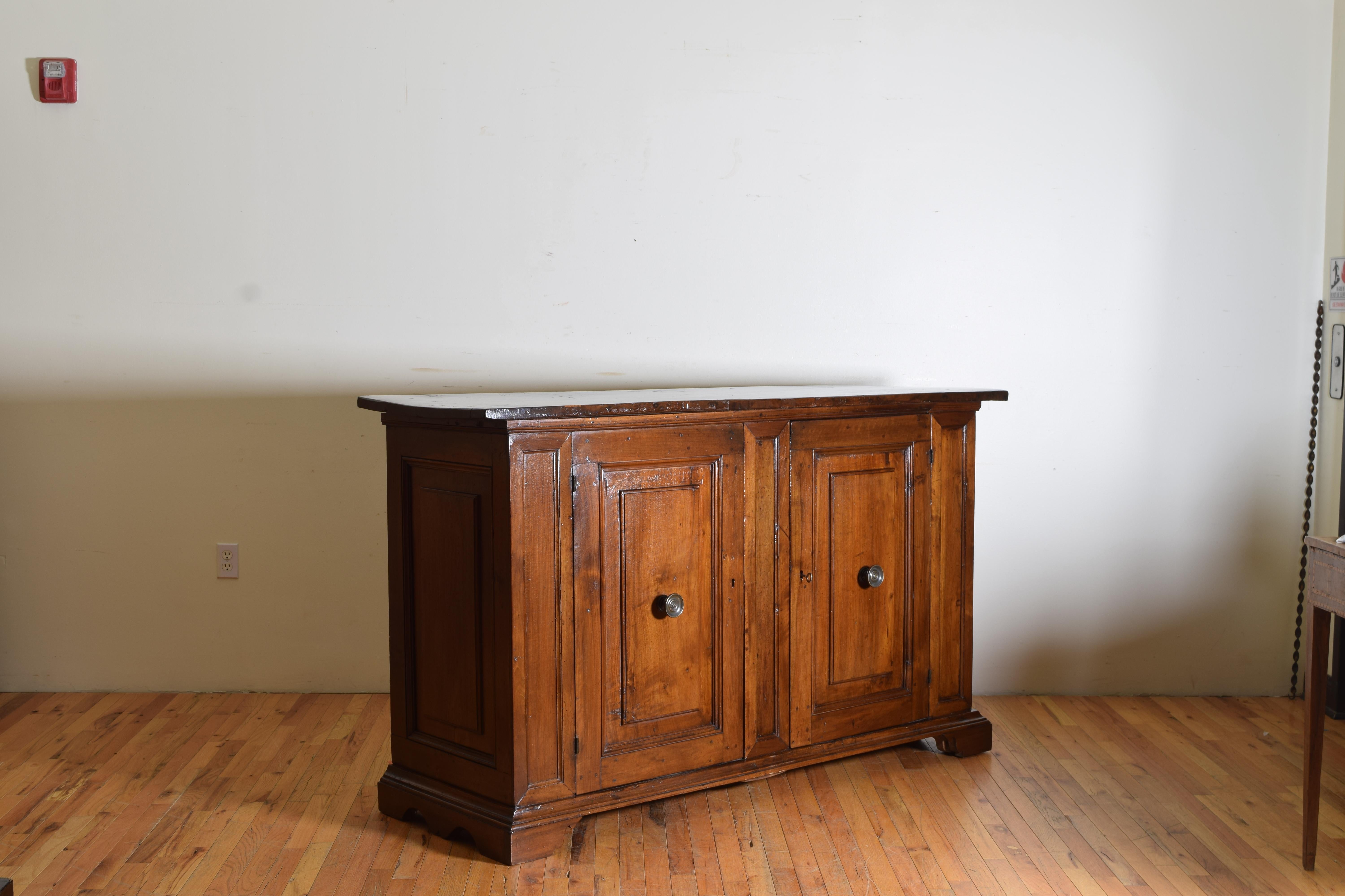 Italian, Tuscany, Baroque Walnut 2-Door Credenza, 17th Century and Later In Good Condition In Atlanta, GA