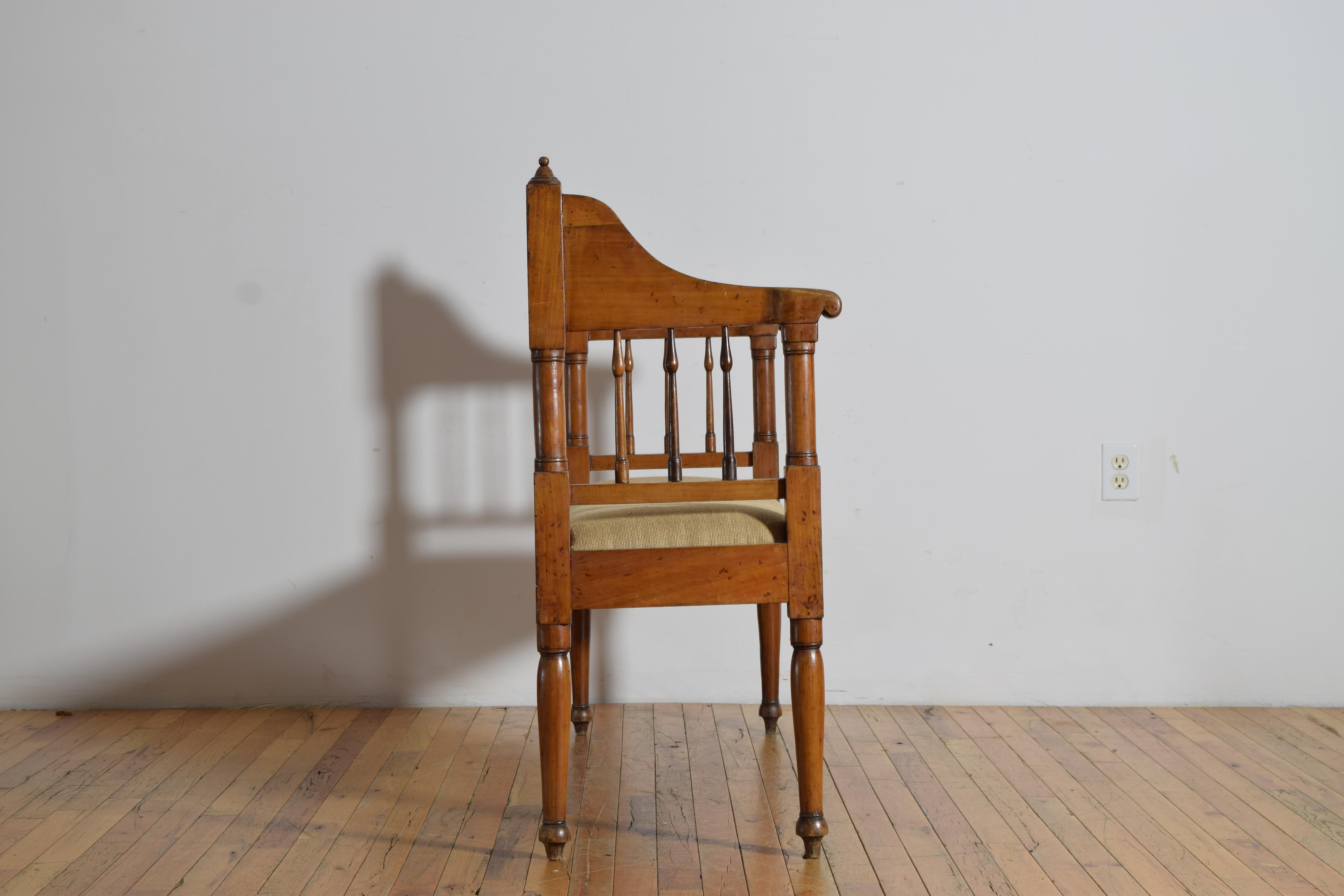 Italian, Tuscany, Late Neoclassical Walnut & Upholstered Bench, ca. 1830 For Sale 1