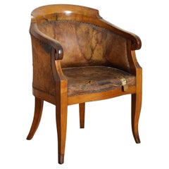 Italiano, Toscana, Sedia da tavolo neoclassica in noce, 1820-1830 ca.