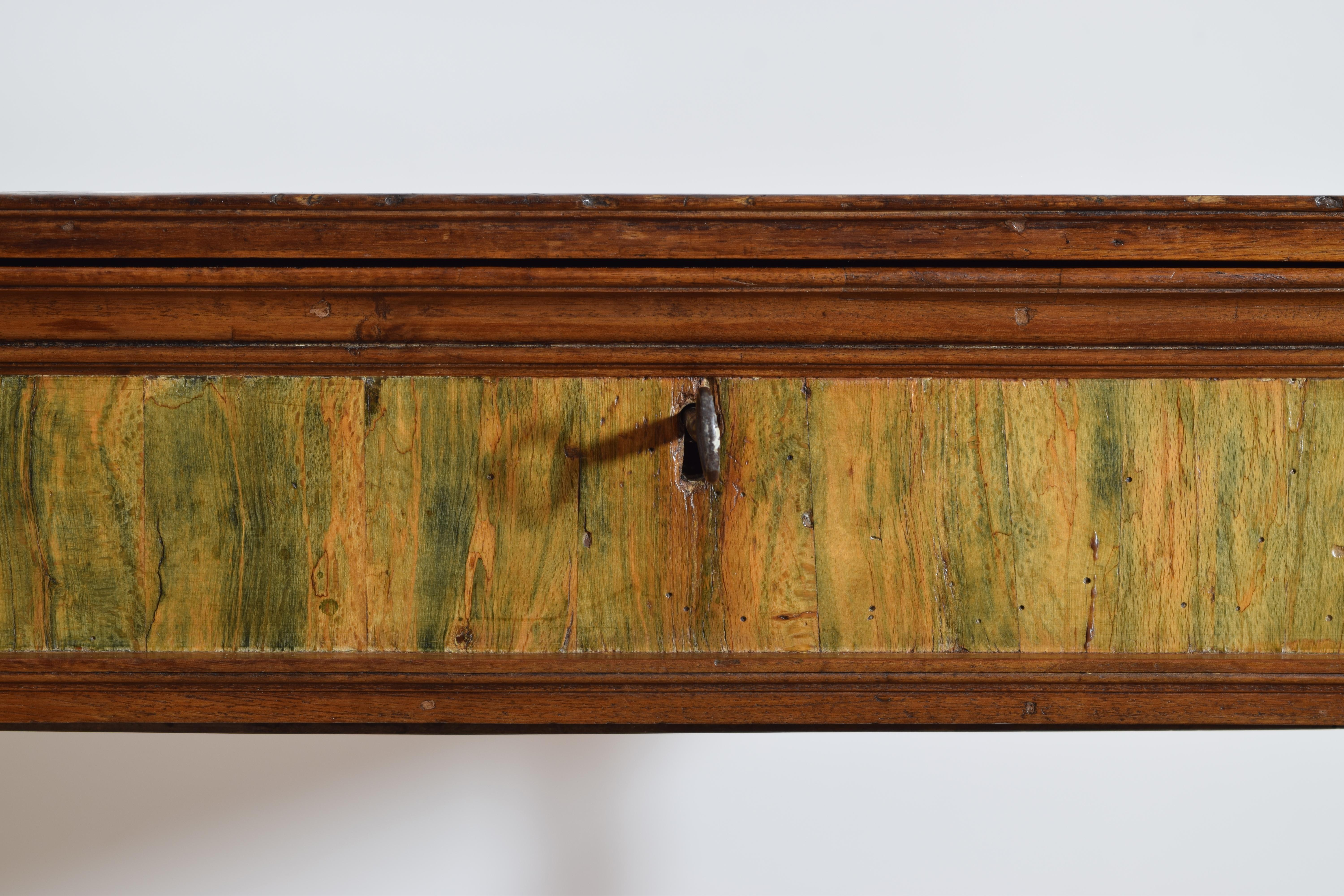 Italiano, Toscana, Scrittoio neoclassico in noce metamorfico, 1780 ca. in vendita 4