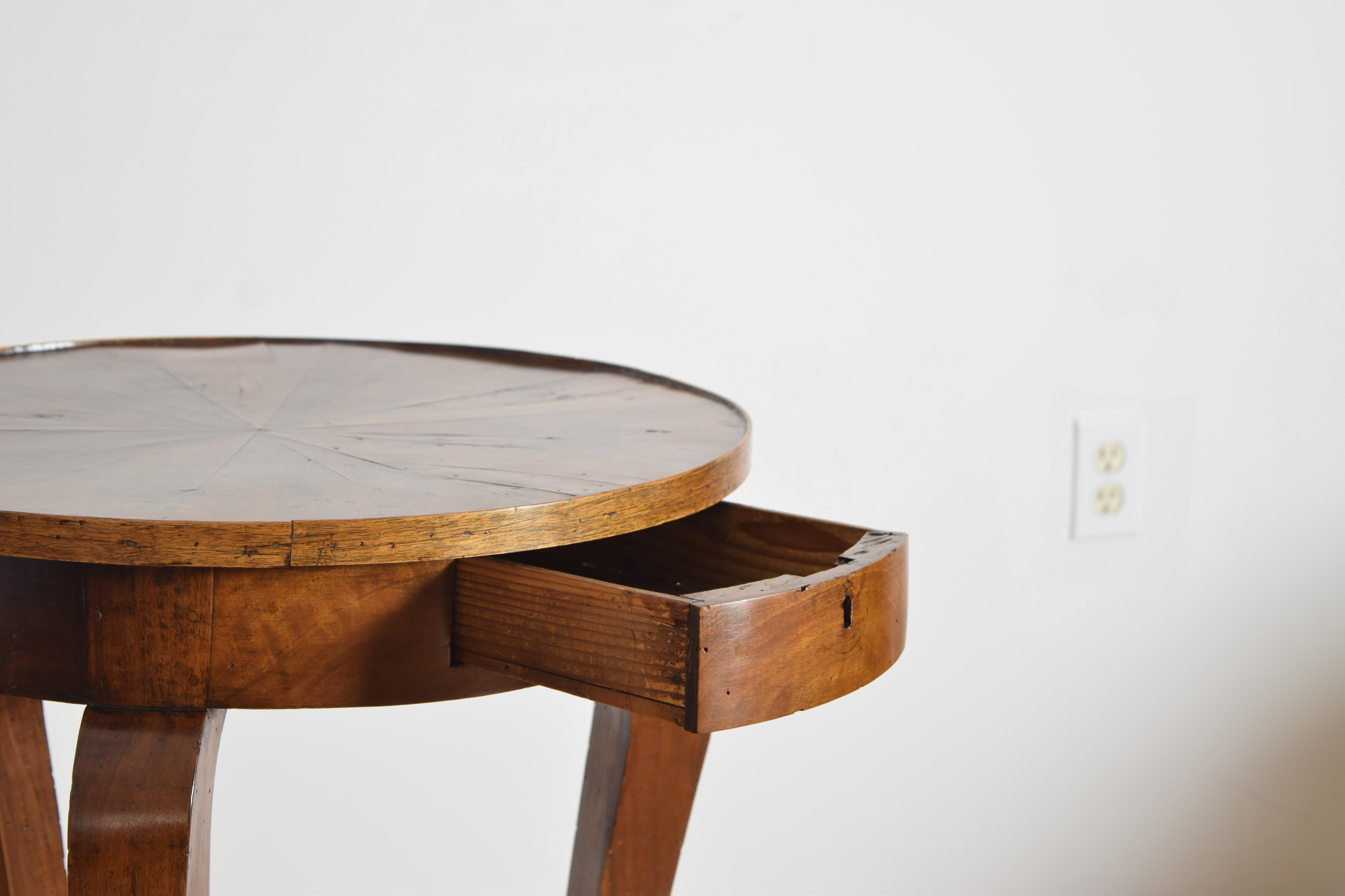 Mid-19th Century Italian, Tuscany, Neoclassic Walnut & Veneer 1-Drawer Side Table, ca. 1830 For Sale