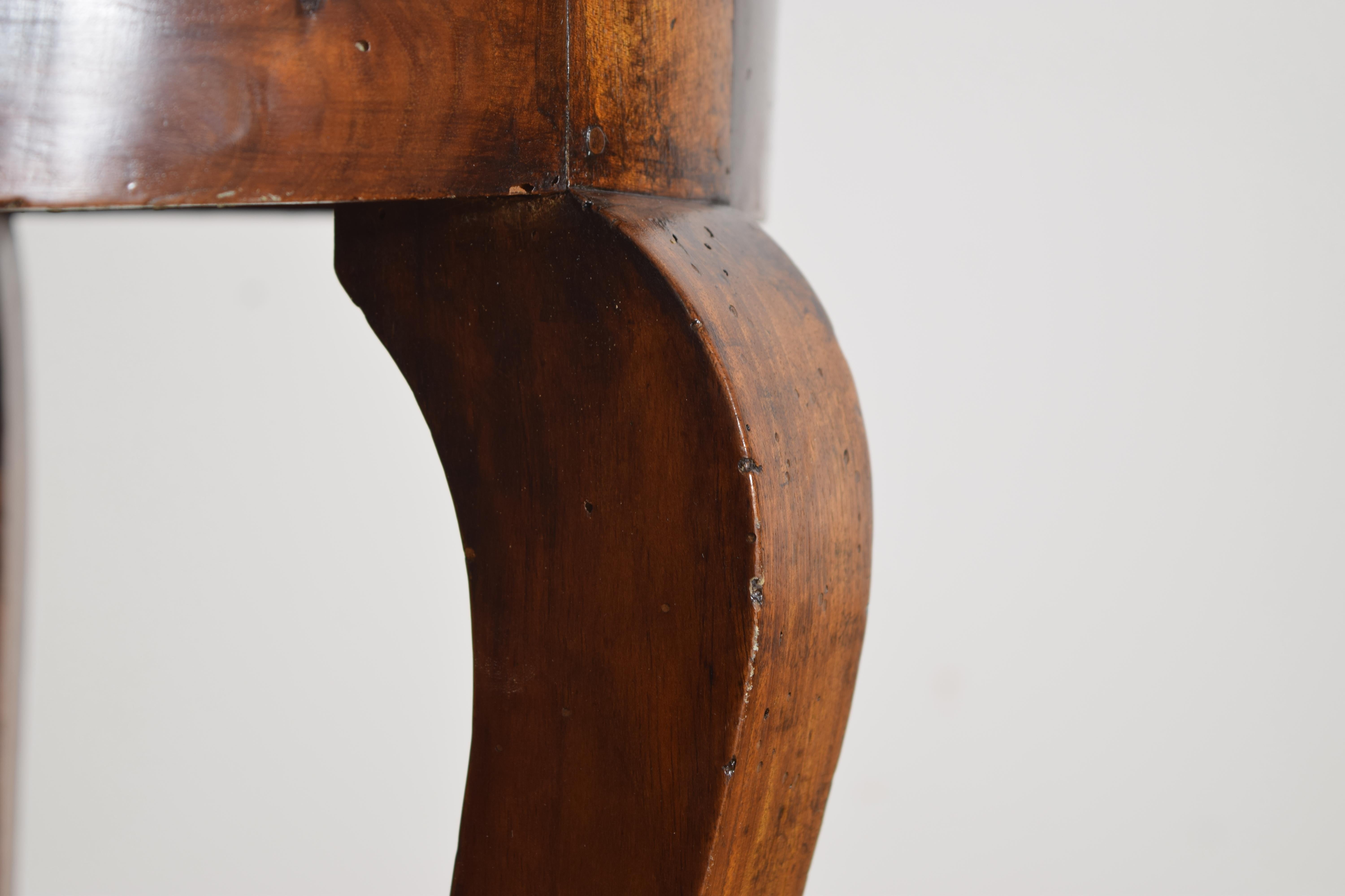 Italian, Tuscany, Neoclassic Walnut & Veneer 1-Drawer Side Table, ca. 1830 For Sale 3