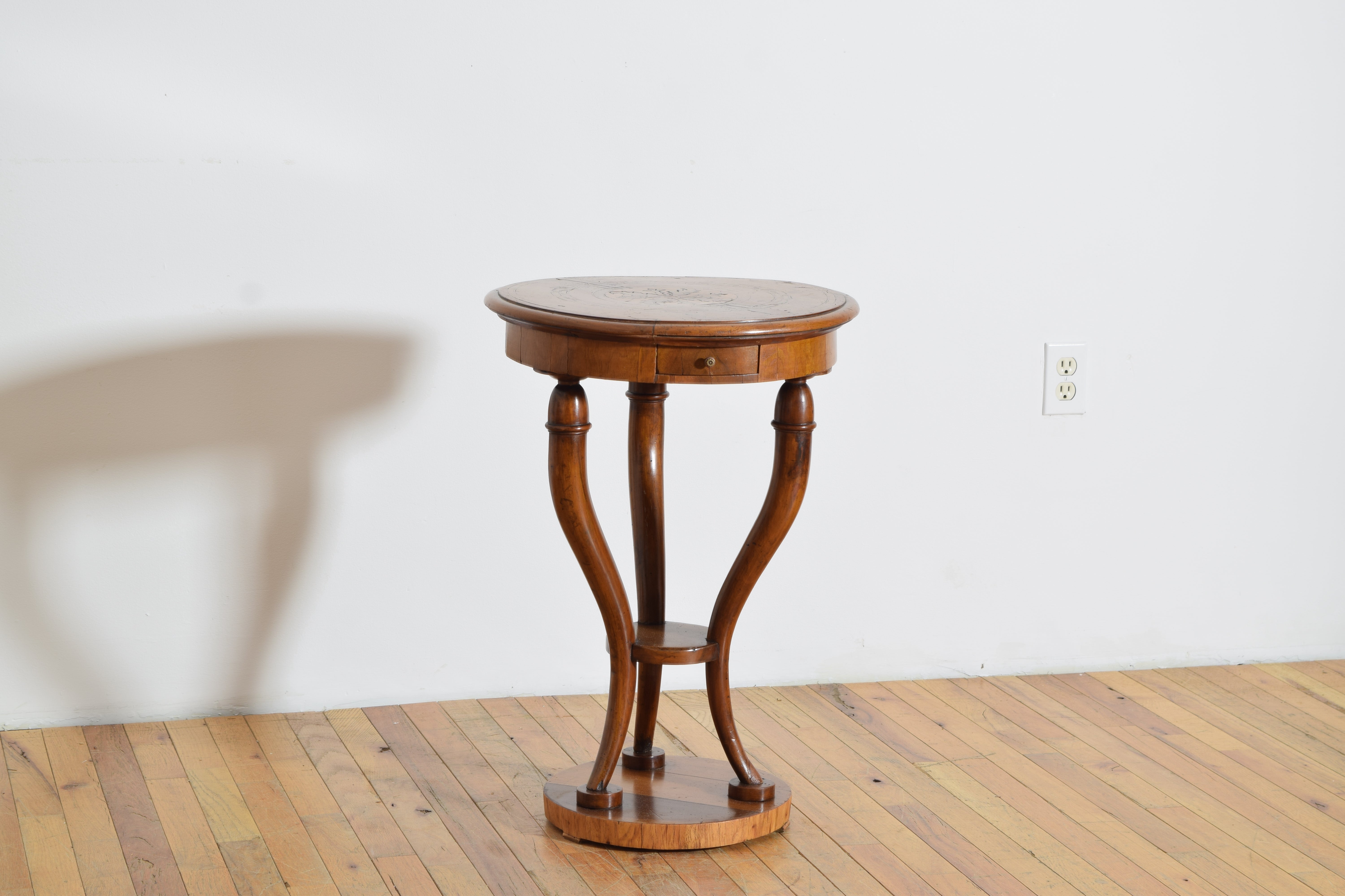 Italian, Tuscany, Neoclassical Walnut 
Inlaid 3-drawer Round Table, ca. 1830