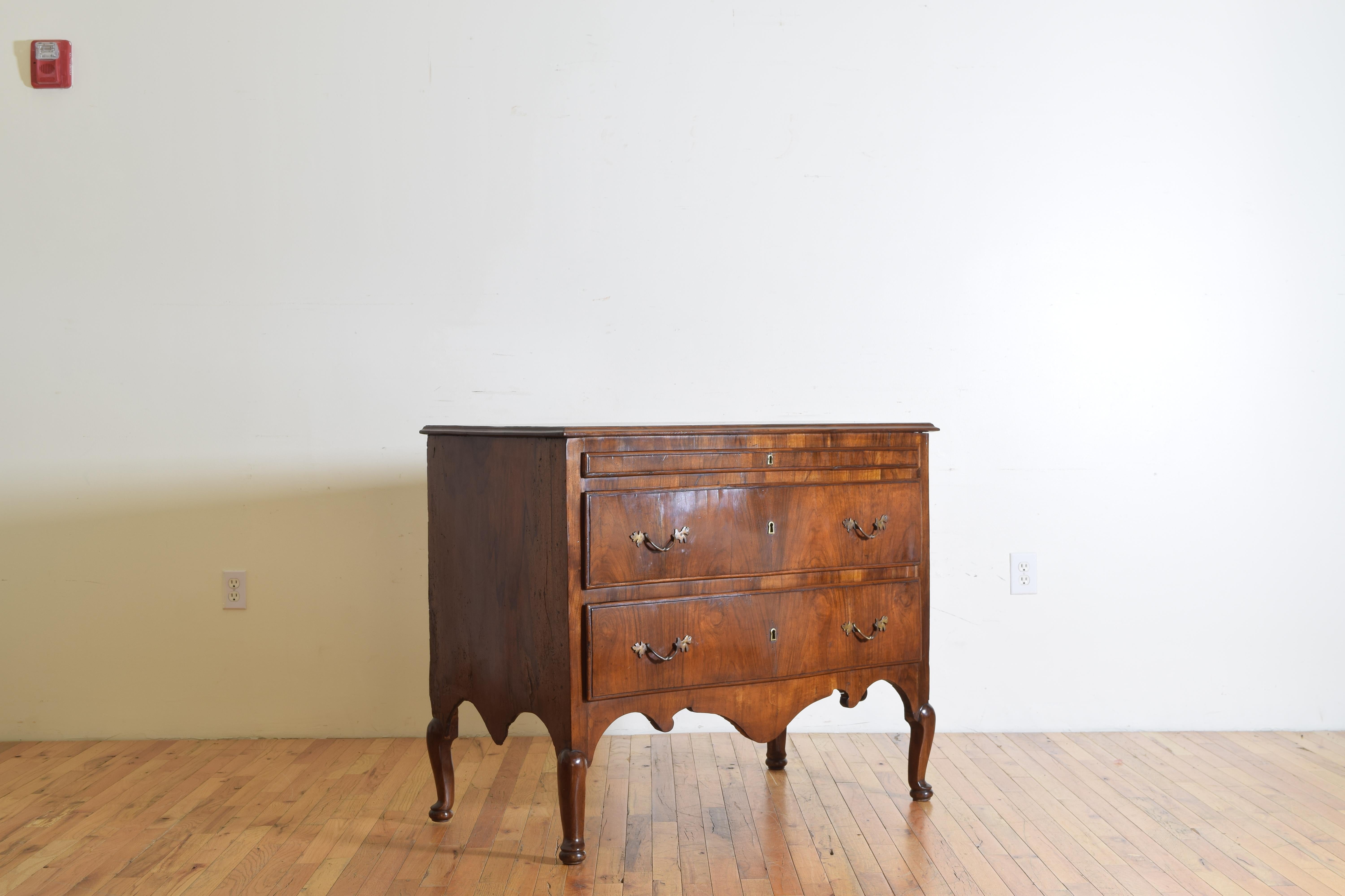 Rococo Italian, Tuscany, Shaped Walnut 3-Drawer Commode, Mid-18th Century