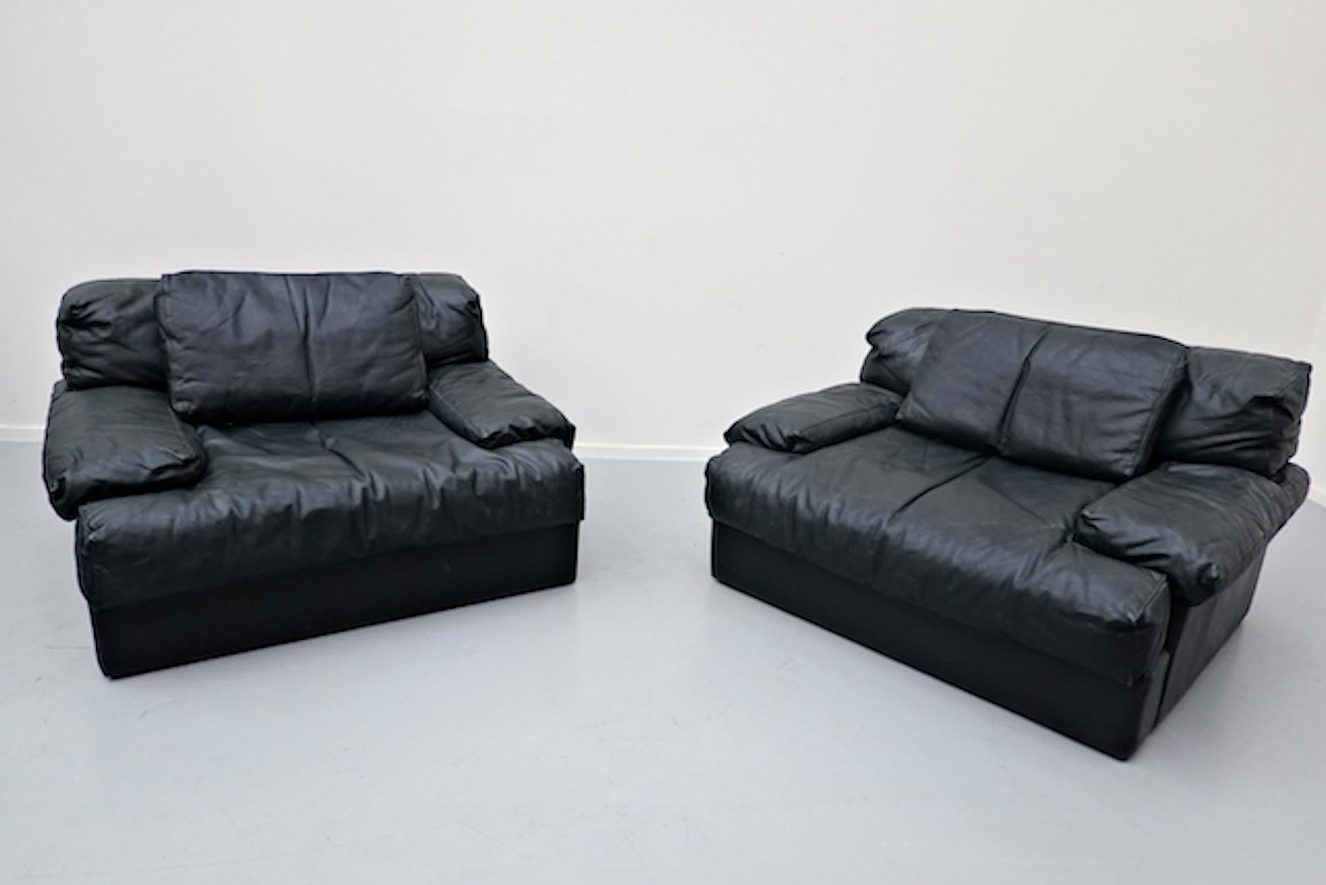 Mid-Century Modern Italian Two-Seat Sofa, Leather, 1960s 11