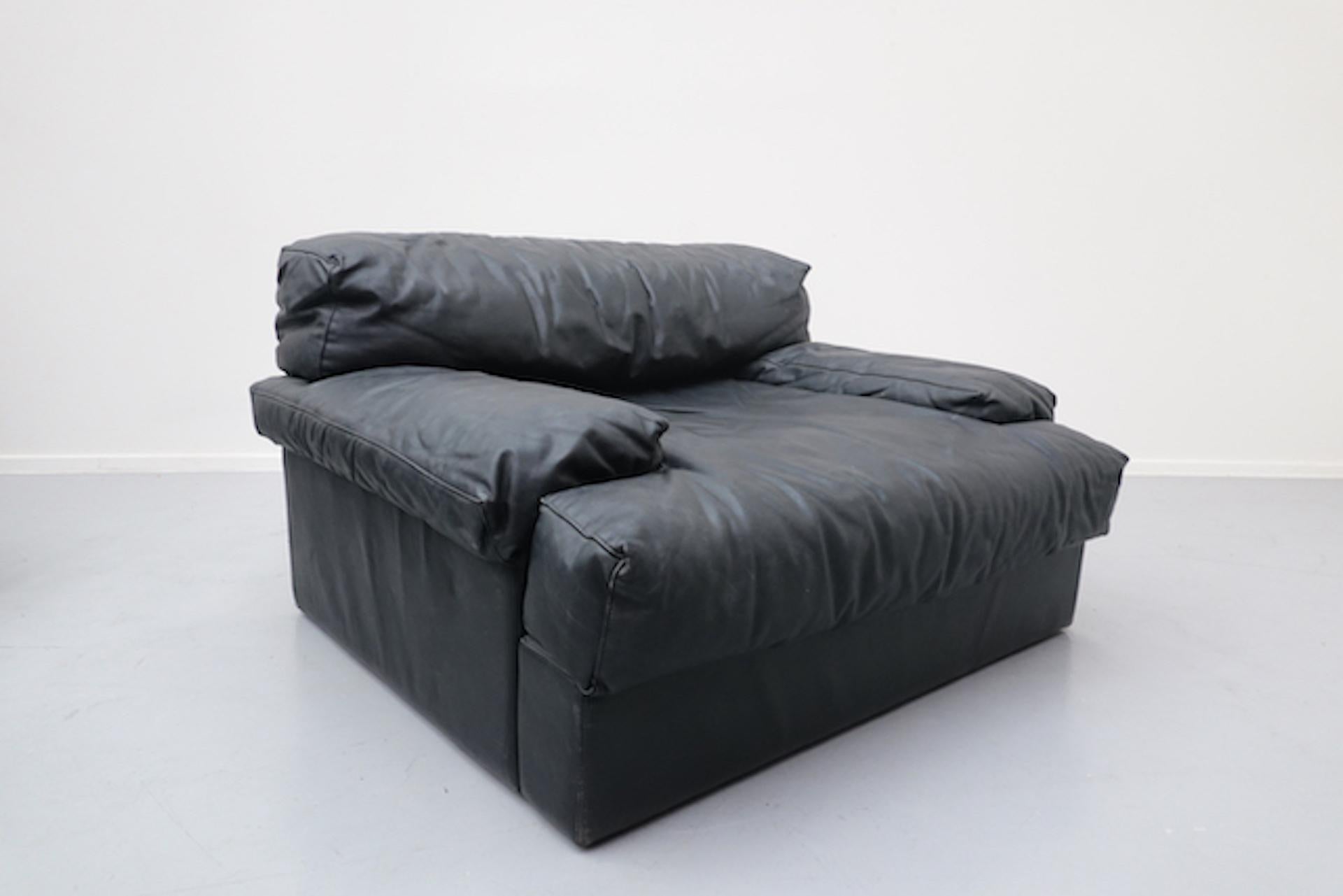 Mid-Century Modern Italian Two-Seat Sofa, Leather, 1960s 15