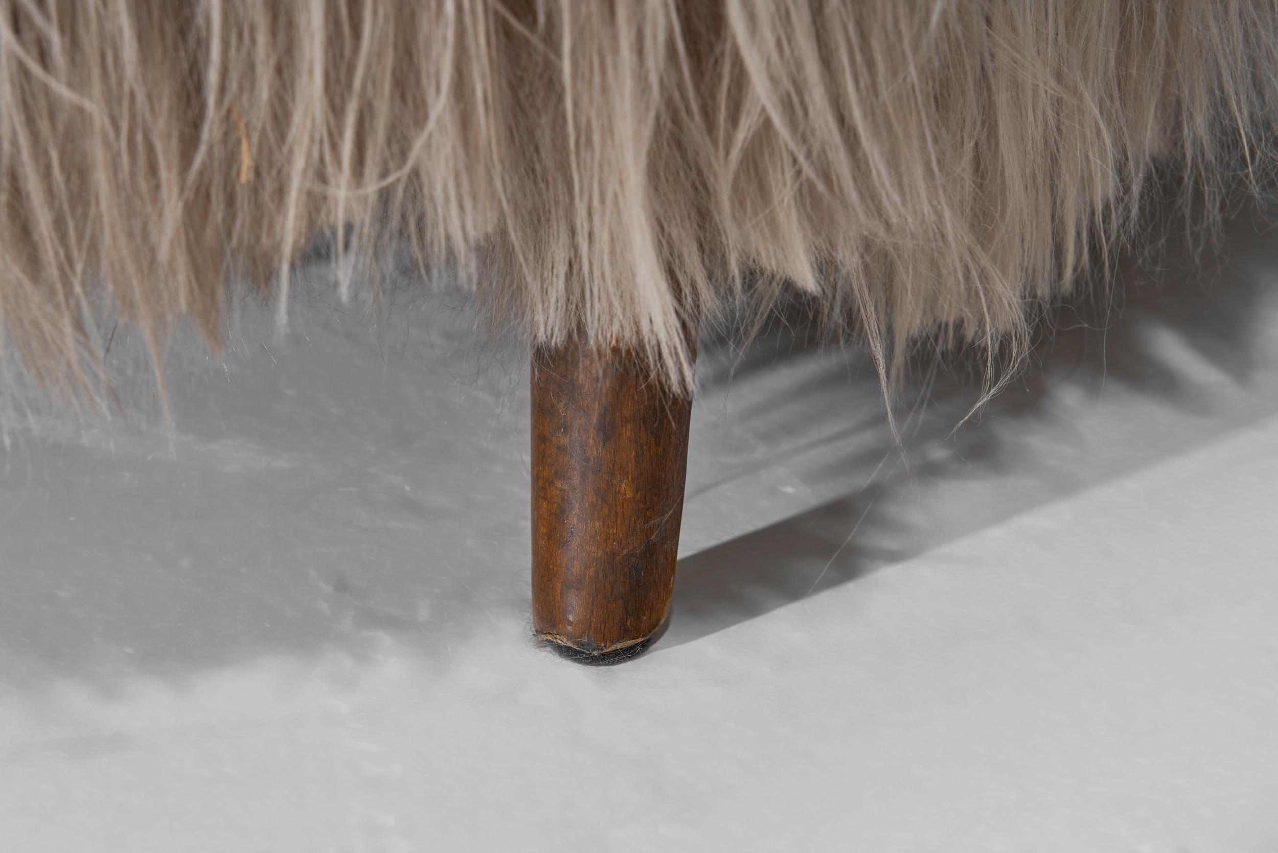 Italian Two-Seater Sofa with Longhair Sheepskin, Italy ca 1940s For Sale 10