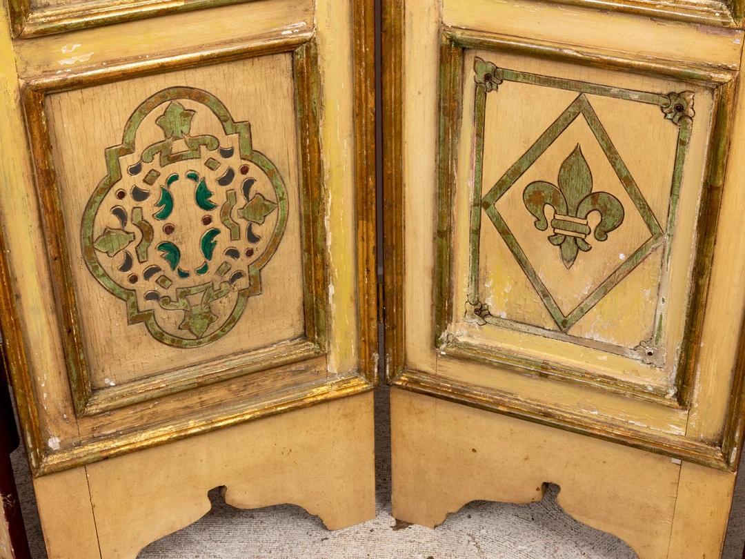 Italian Two Sided Florentine Style Room Divider Screen In Good Condition For Sale In New York, NY