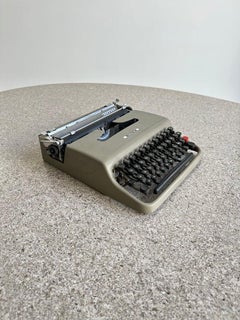 Italian Typewriter by Marcello Nizzoli for Olivetti, 1950s