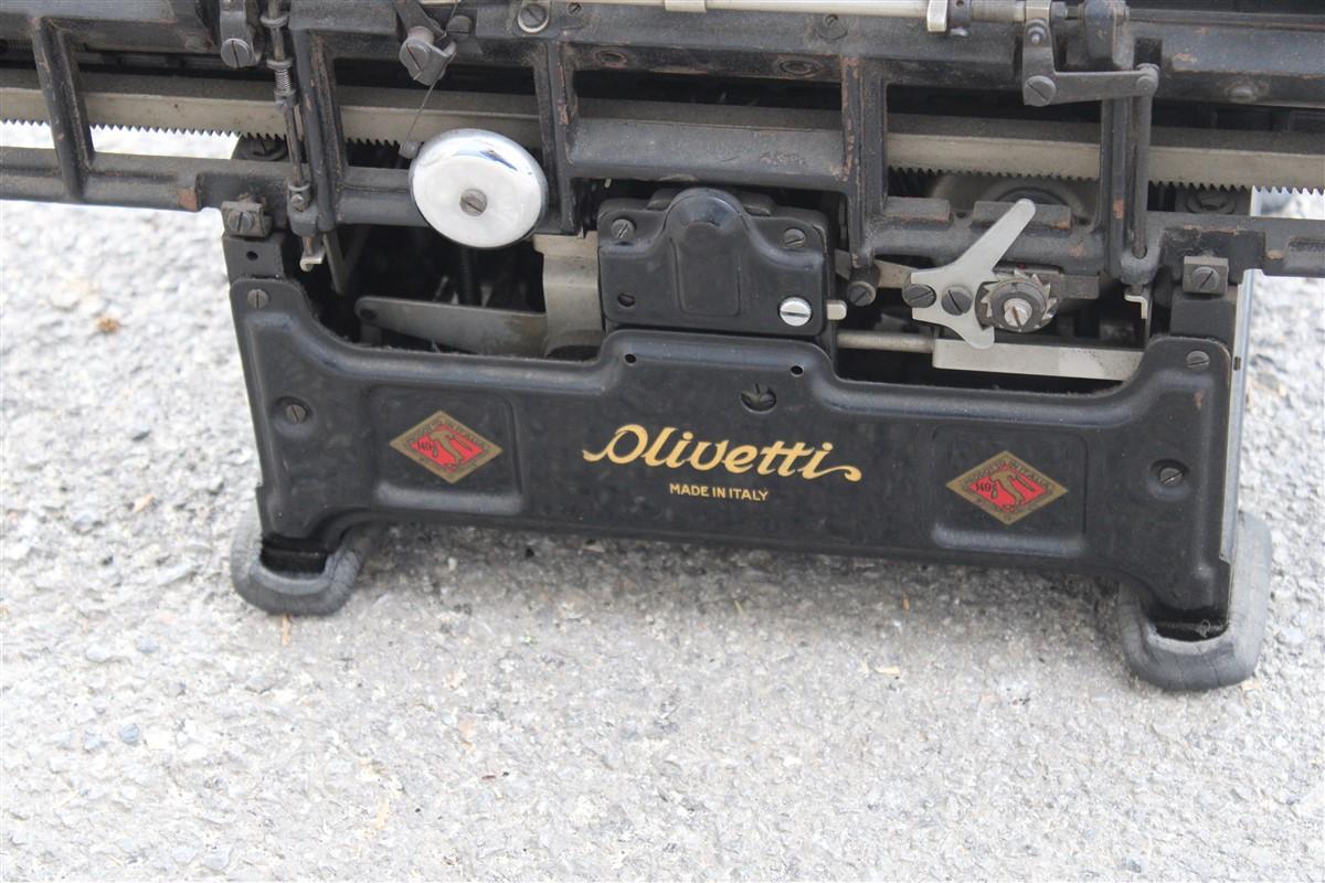 Italian Typewriter Olivetti 1930 Ivrea M40 For Sale 2