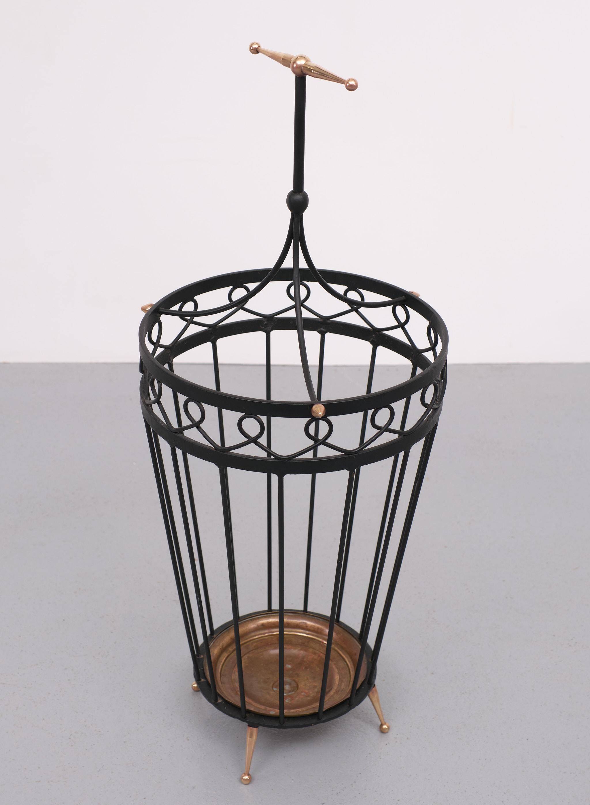 Italian Umbrella Stand, 1950s In Good Condition For Sale In Den Haag, NL