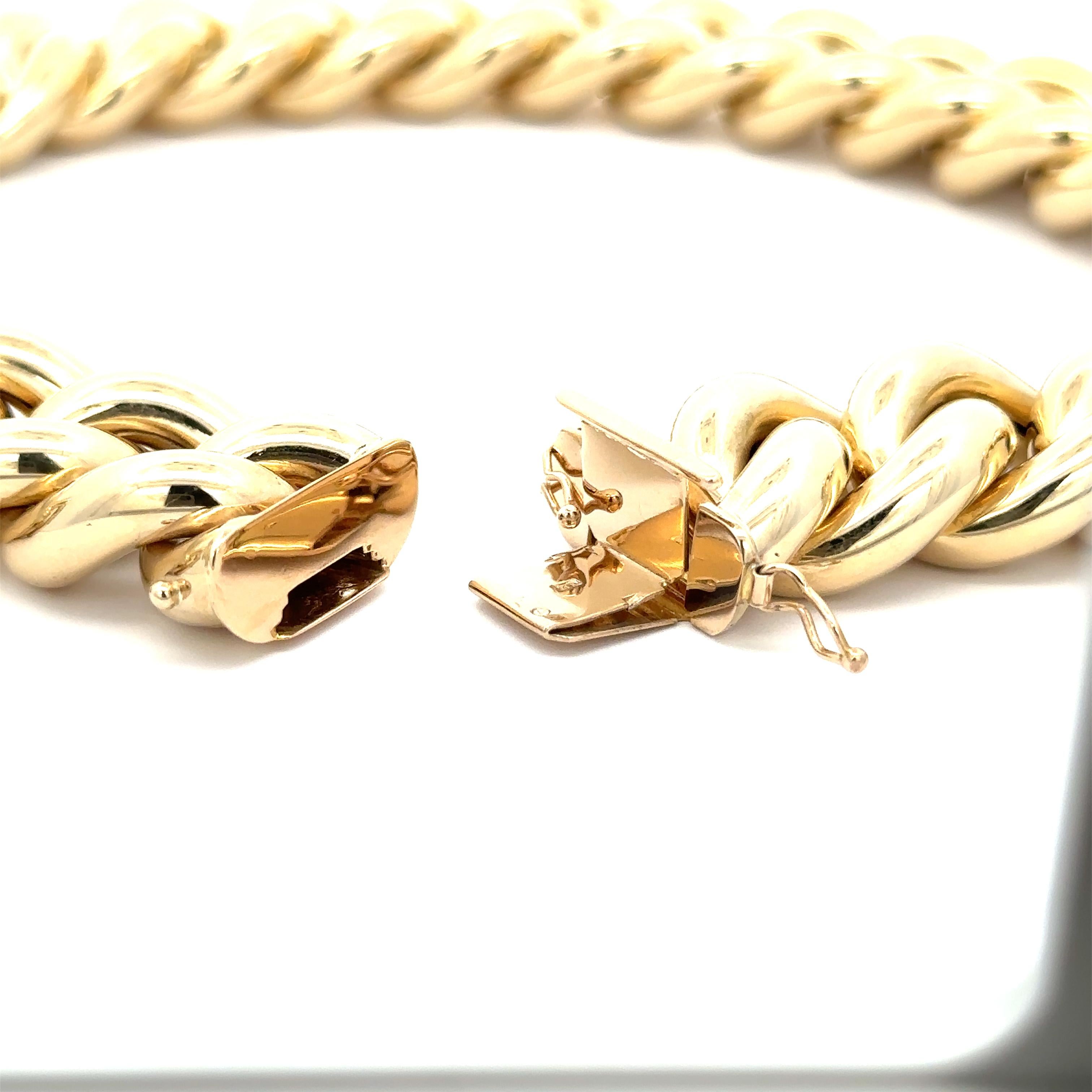 MAGNIFICENT PRESENCE and look on the neck! Italian gold at its finest! Simple yet extremely elegant! Enjoy!

Material: 14K Solid Yellow Gold 
Weight: 133.70 Grams
Chain Type: Polished Puffed Curb Cuban Link
Chain Length:	17 inches in wearable
