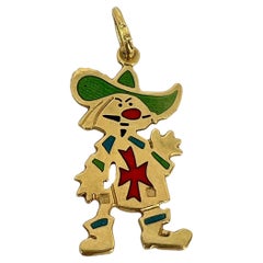 Vintage Italian UnoAErre Muskateer 18K Yellow Gold Enamel Charm Pendant