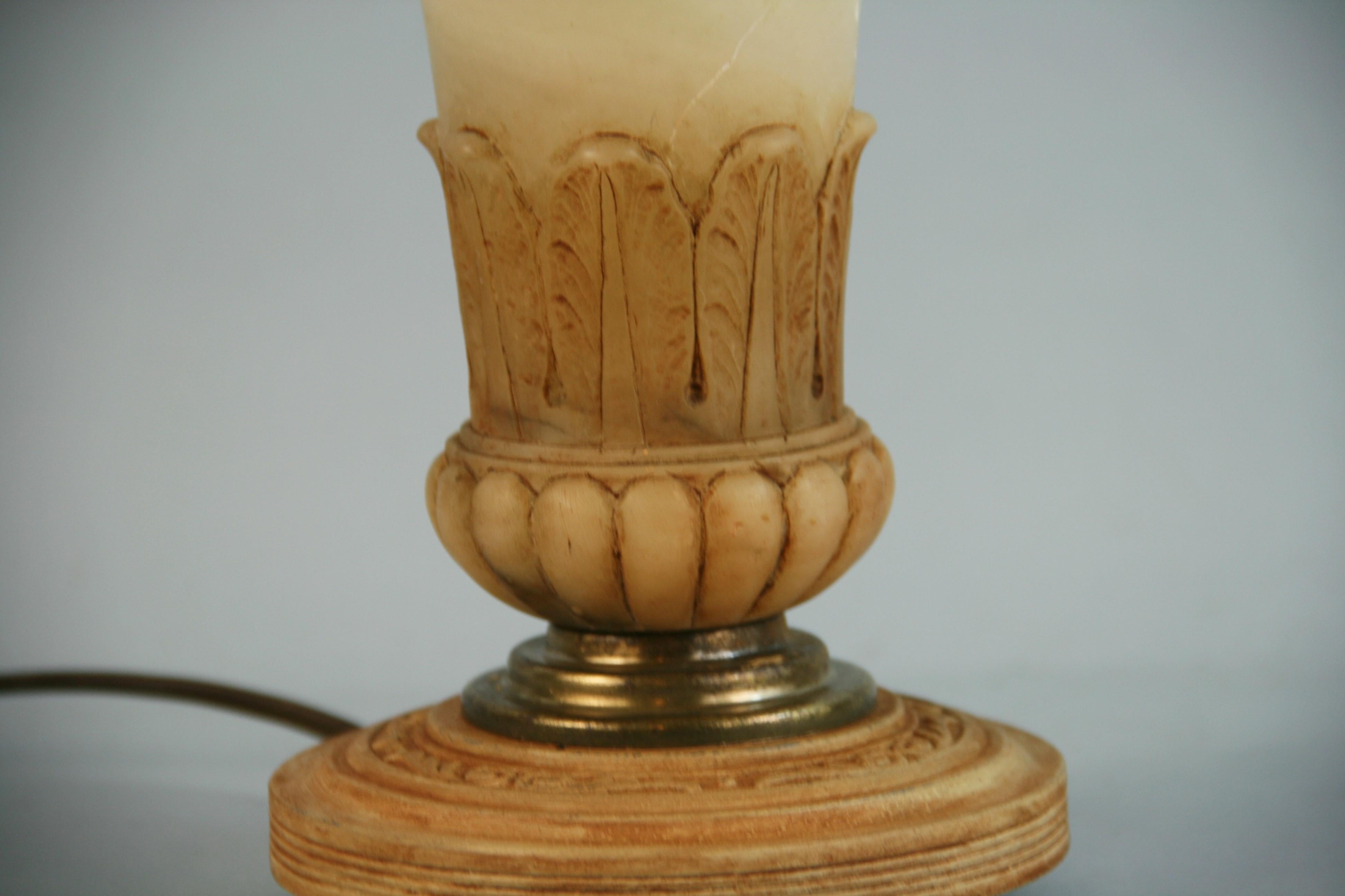 Italian Urn Shaped Hand Carved Alabaster Lamp 1940's For Sale 1