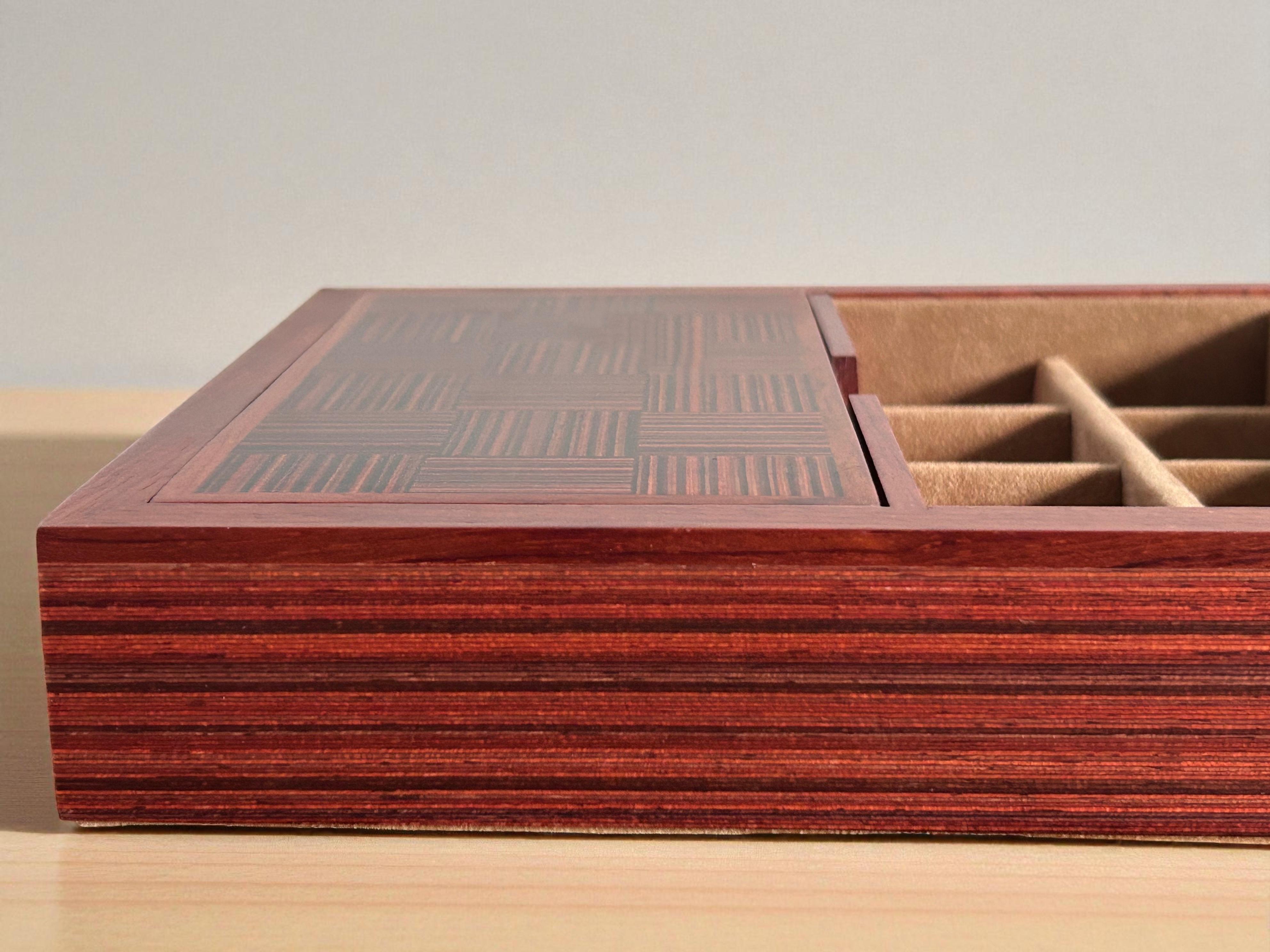 Bois Boîte de valet italienne en vente