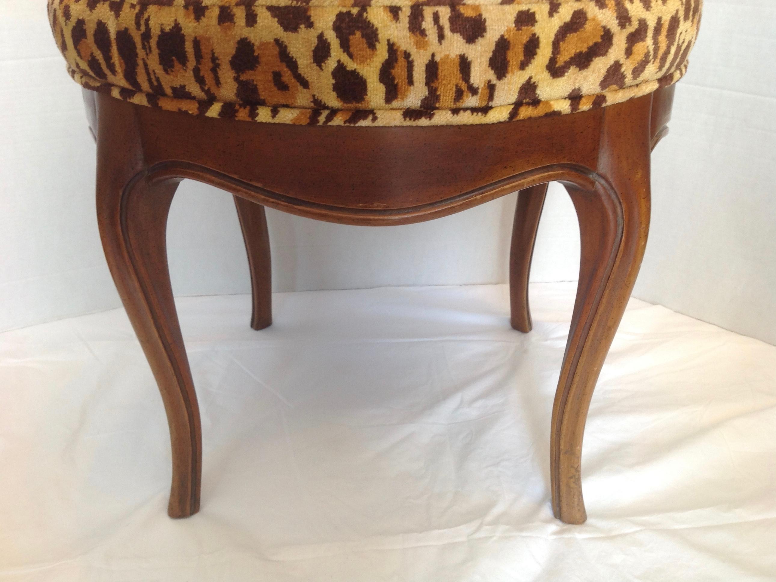 Italian Vanity Stool 5