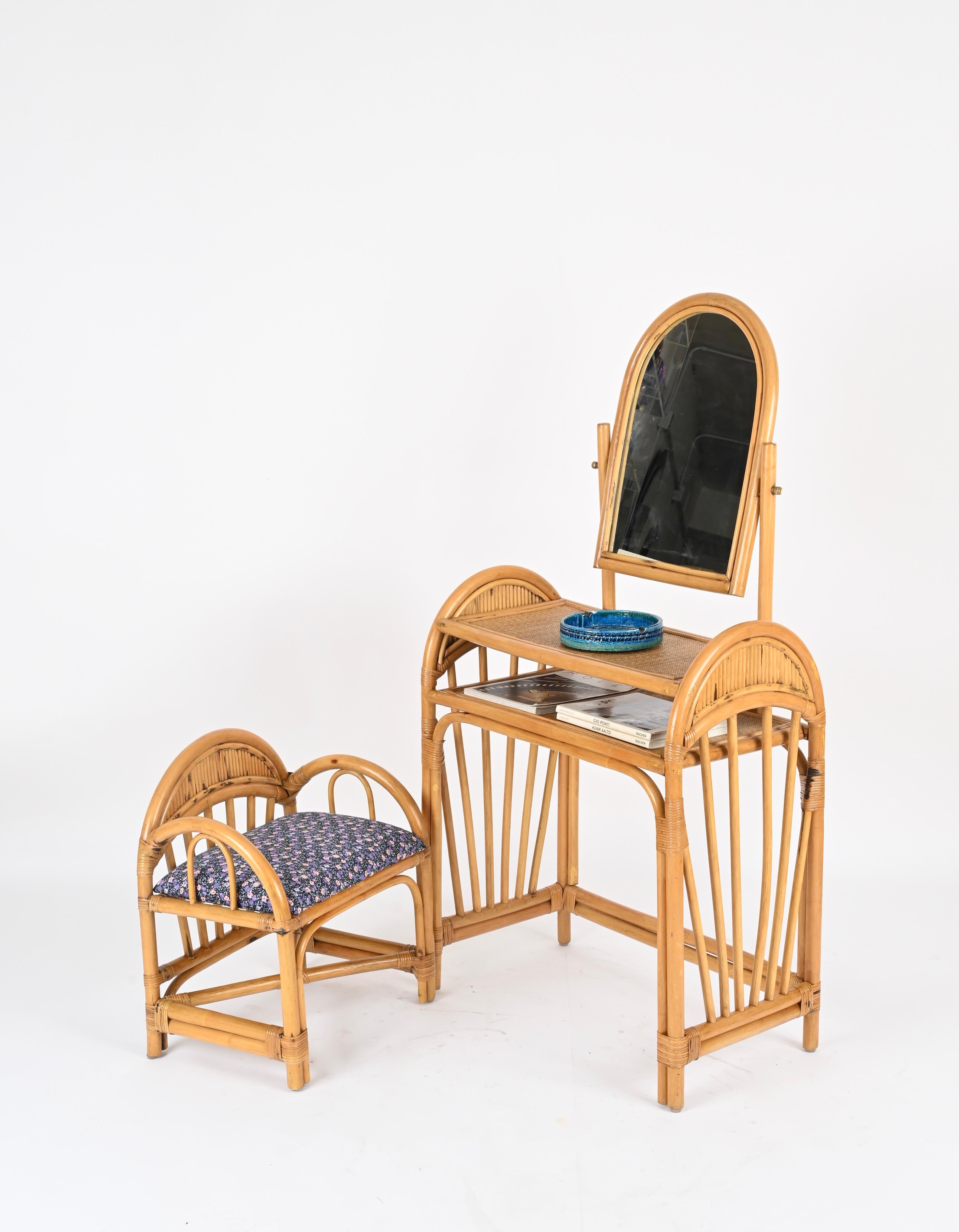 Tocador italiano con silla de bambú y ratán de Vivai del Sud, años 70 en venta 5