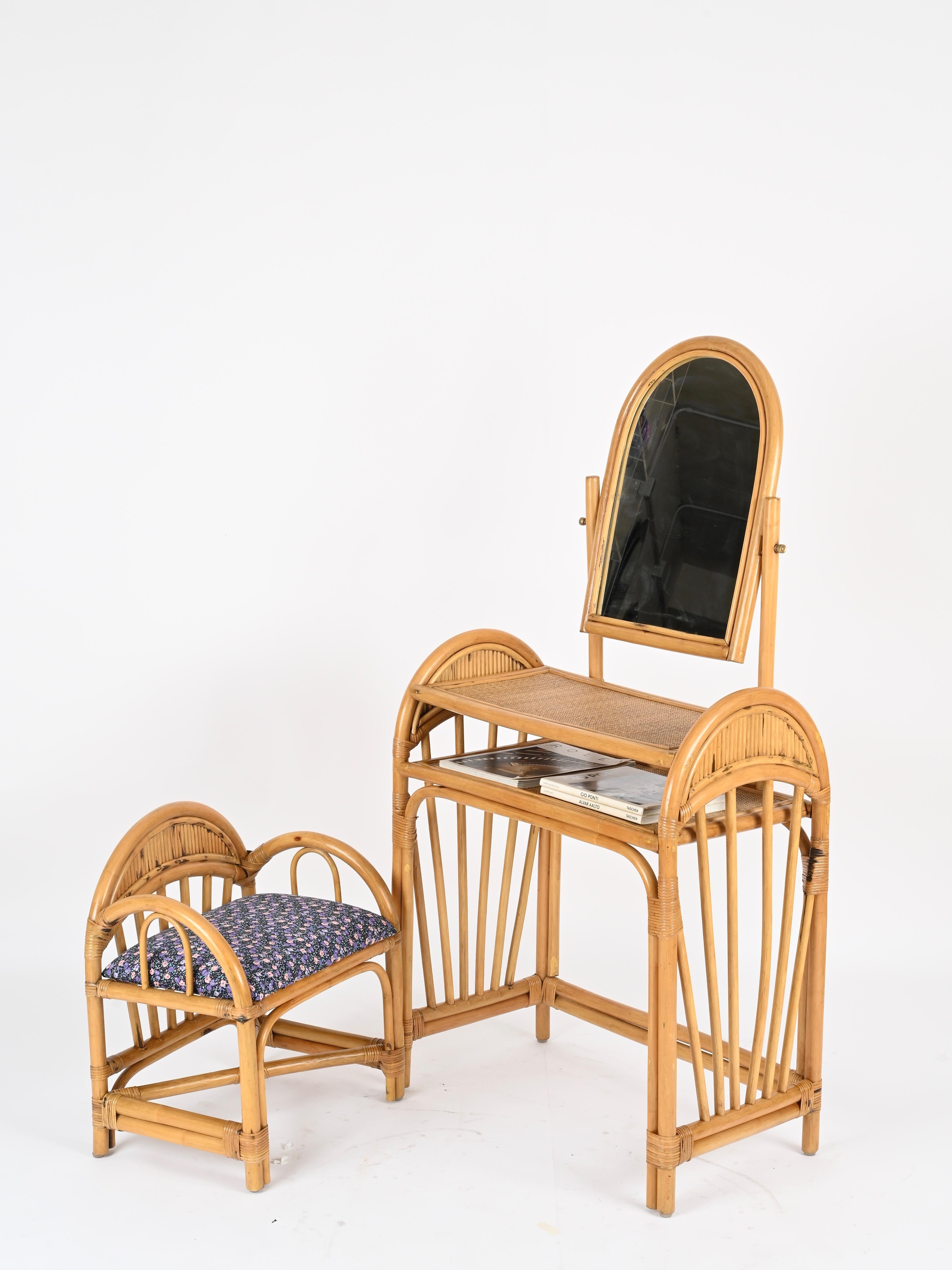 Tocador italiano con silla de bambú y ratán de Vivai del Sud, años 70 Italiano en venta