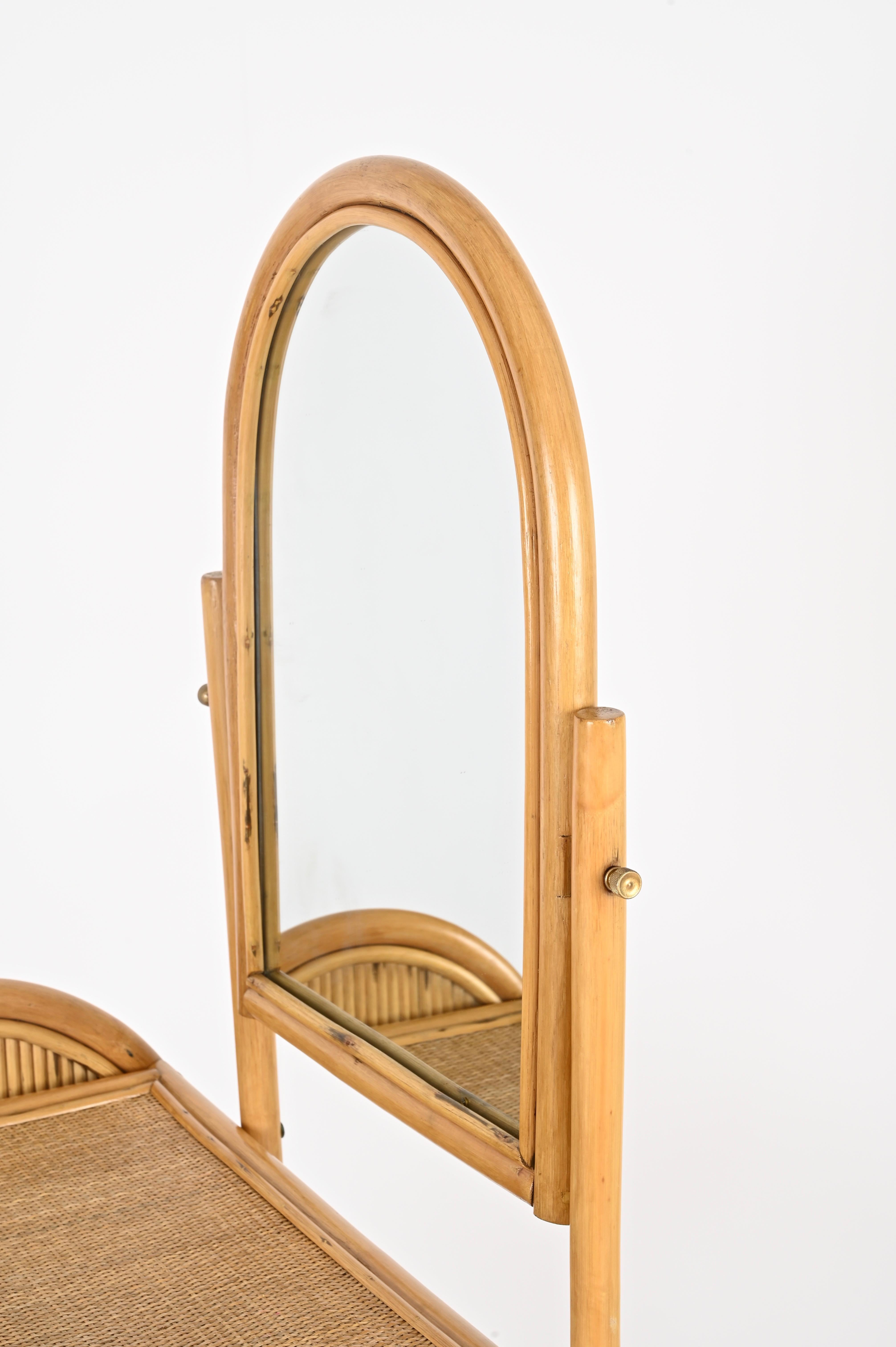 Tocador italiano con silla de bambú y ratán de Vivai del Sud, años 70 en venta 1