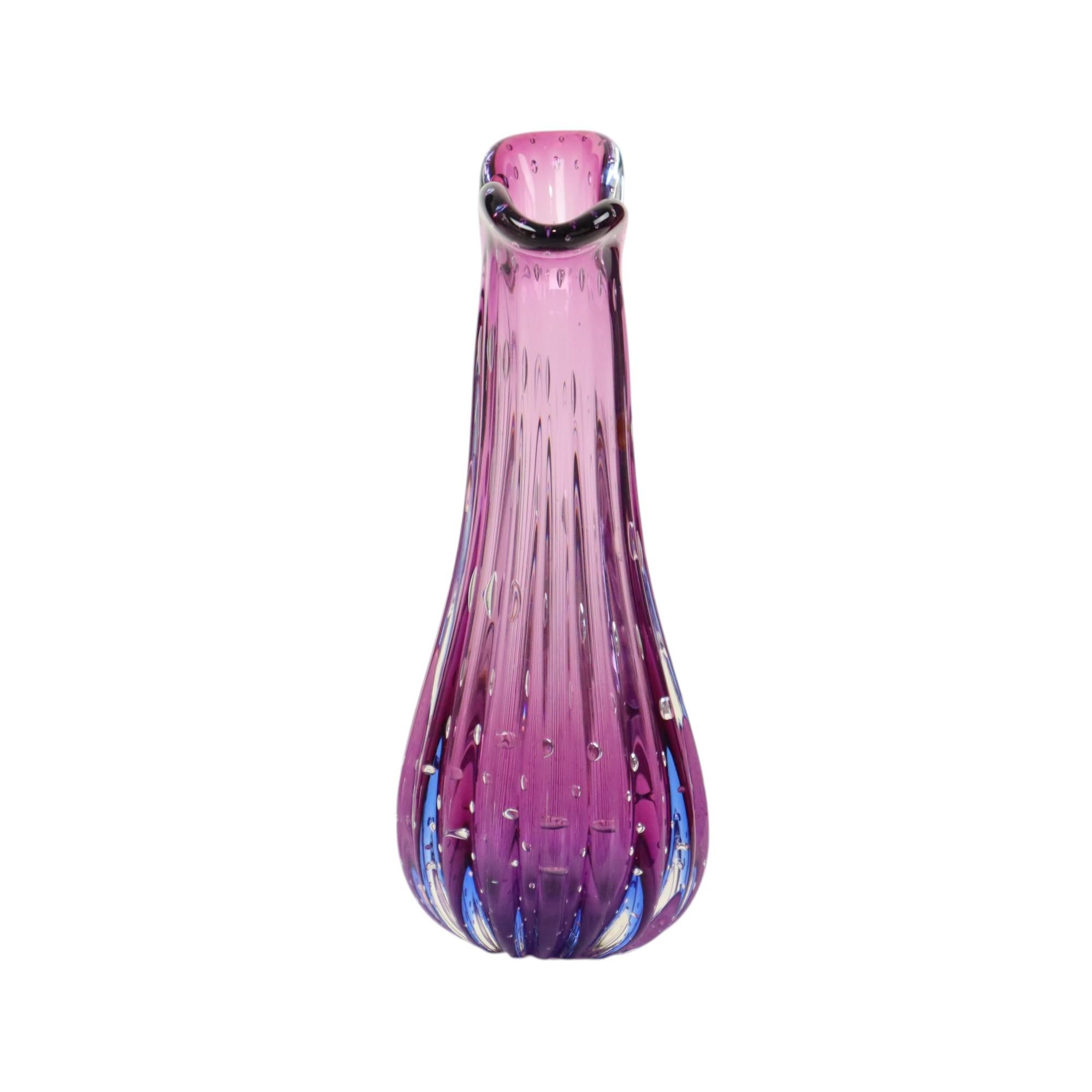 Jarrón Italiano Bullicante Cristal de Murano Morado Azul 28cm Era espacial en venta