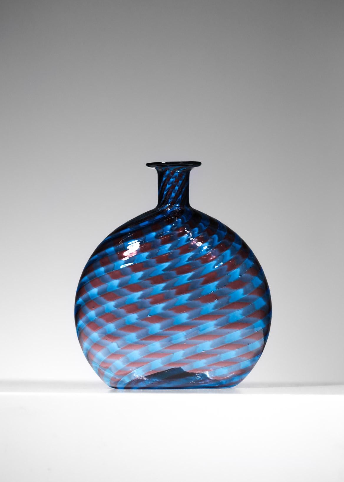 Italian Vase in Glass of Murano of the 60s Blue & Red in Style of Gio Ponti G221 For Sale 1