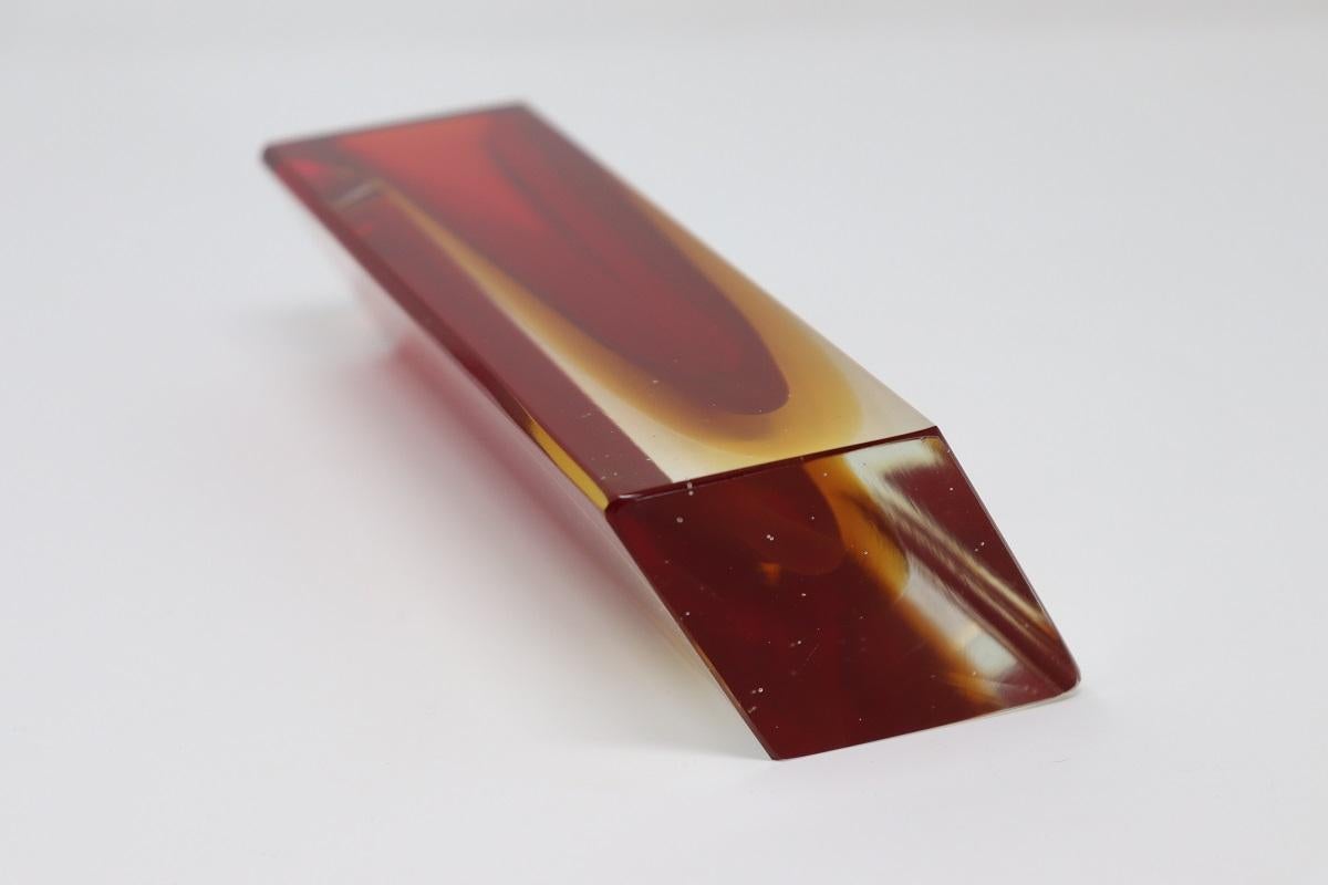 Vase italien en verre de Murano rouge, jaune et transparent, Flavio Poli 1970 en vente 2