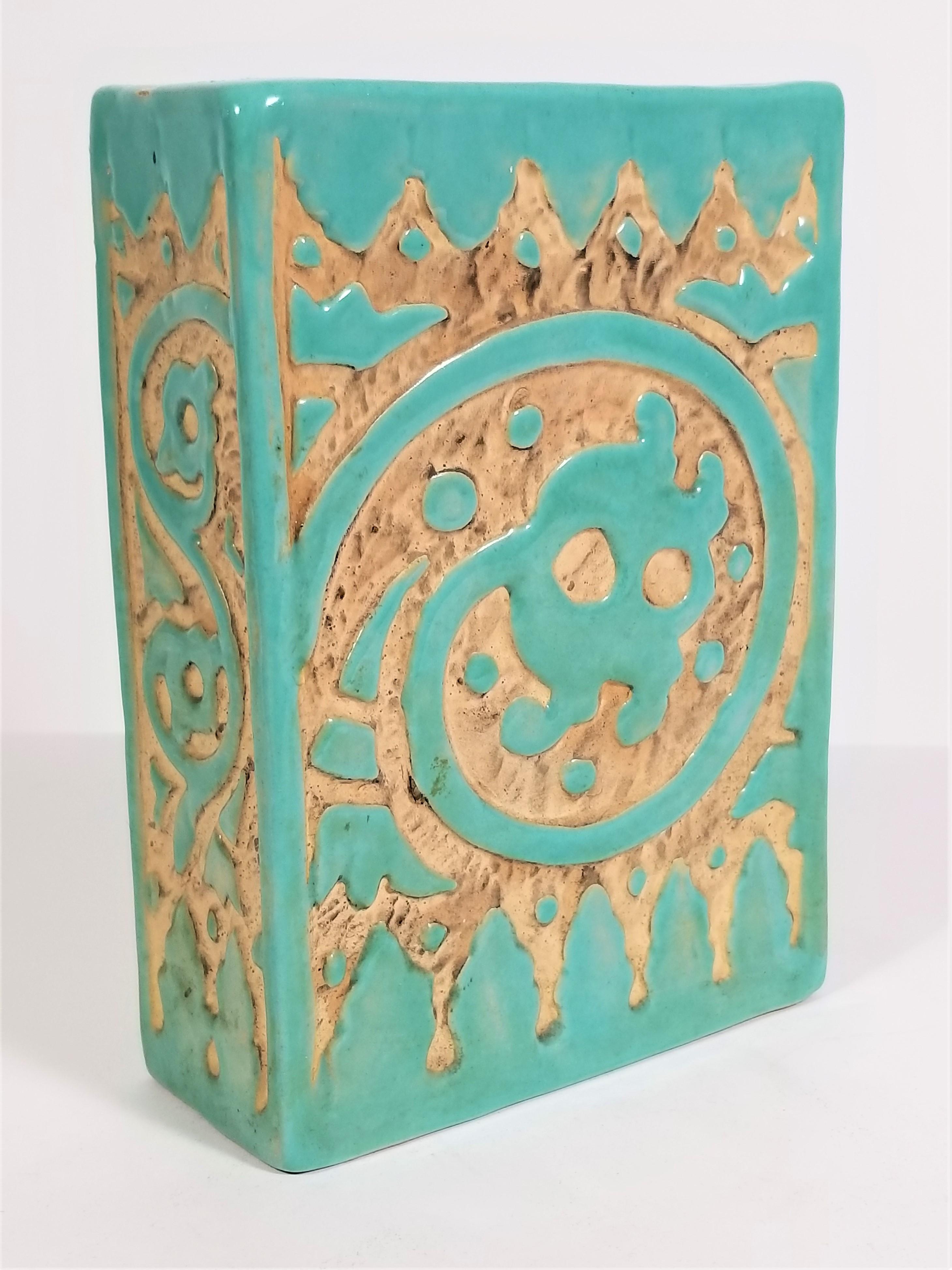 Vaso italiano firmato Ceramica astratta del Medioevo in ceramica smaltata turchese In condizioni ottime a New York, NY