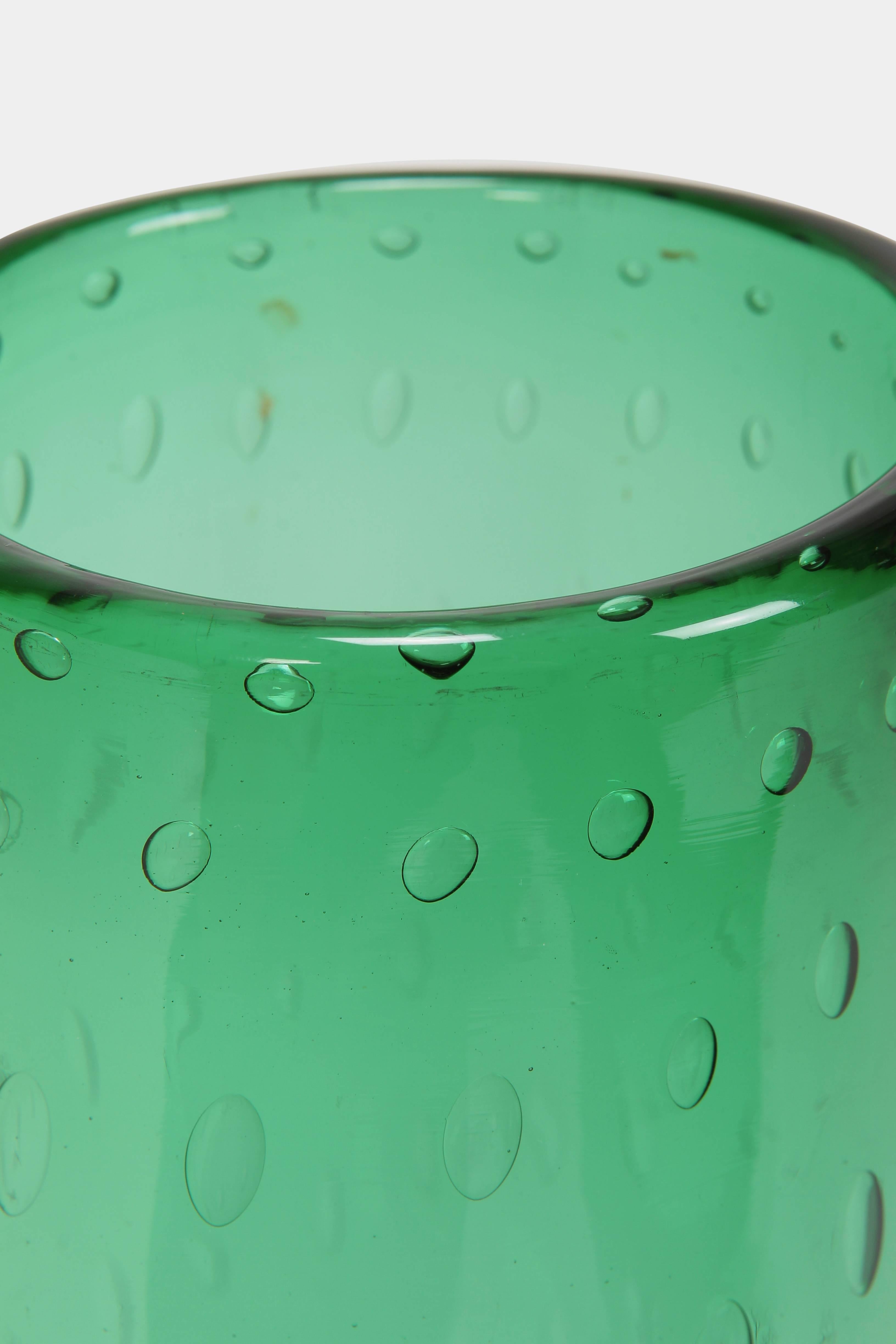 Vase En Verre Vert Intense Années 30 Italie - Vetro Verde Di Empoli Probablement Vetrer Murano