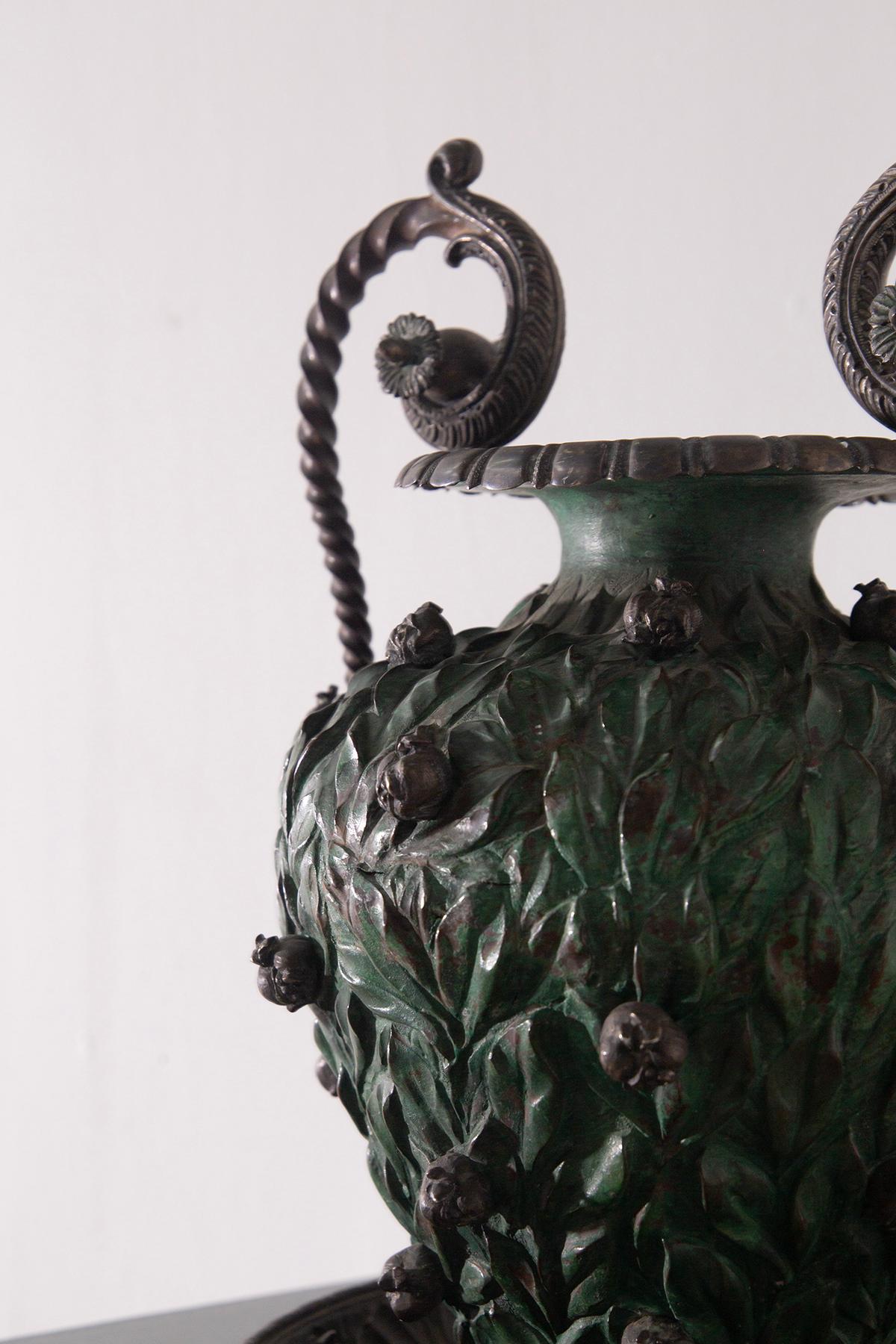 Italian vase with copper base and partial silver plating For Sale 4