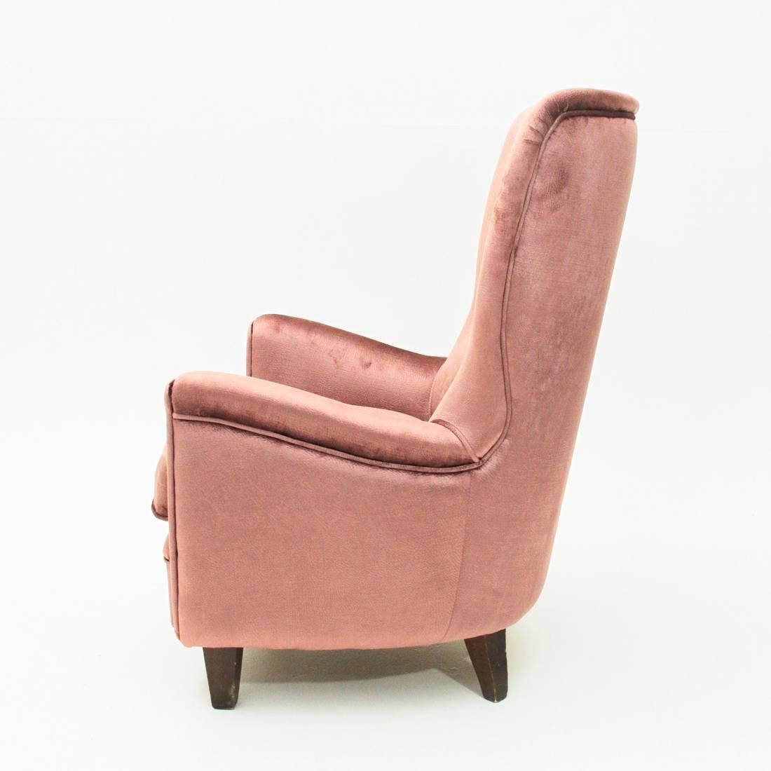 Mid-Century Modern Italian Velvet Pink Armchair, 1950s For Sale