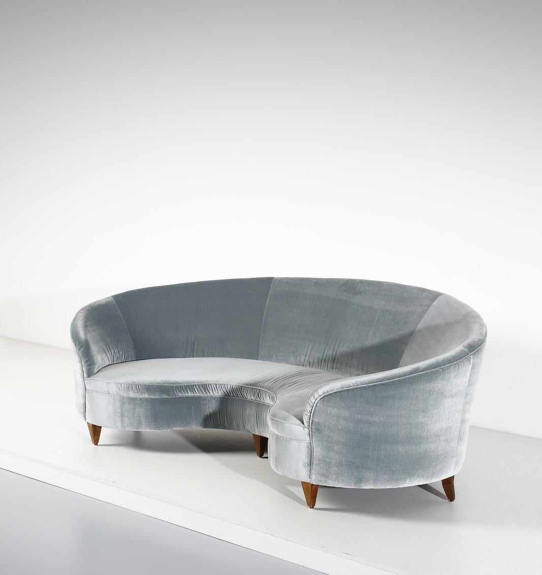 Italian sofas from the 1950s are iconic pieces that embody the elegance, craftsmanship, and innovative design of mid-century modern furniture. This era in Italy was marked by a post-war renaissance in the arts, leading to a fusion of traditional