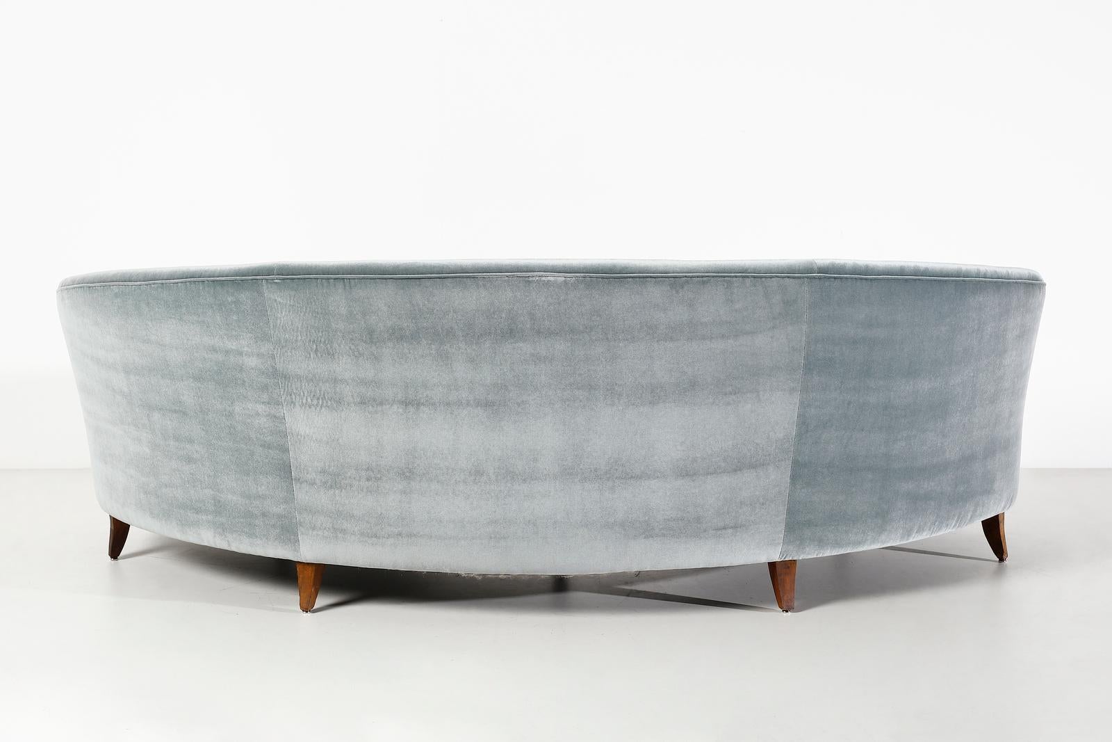 Mid-20th Century Italian Velvet sofa, 1950s For Sale