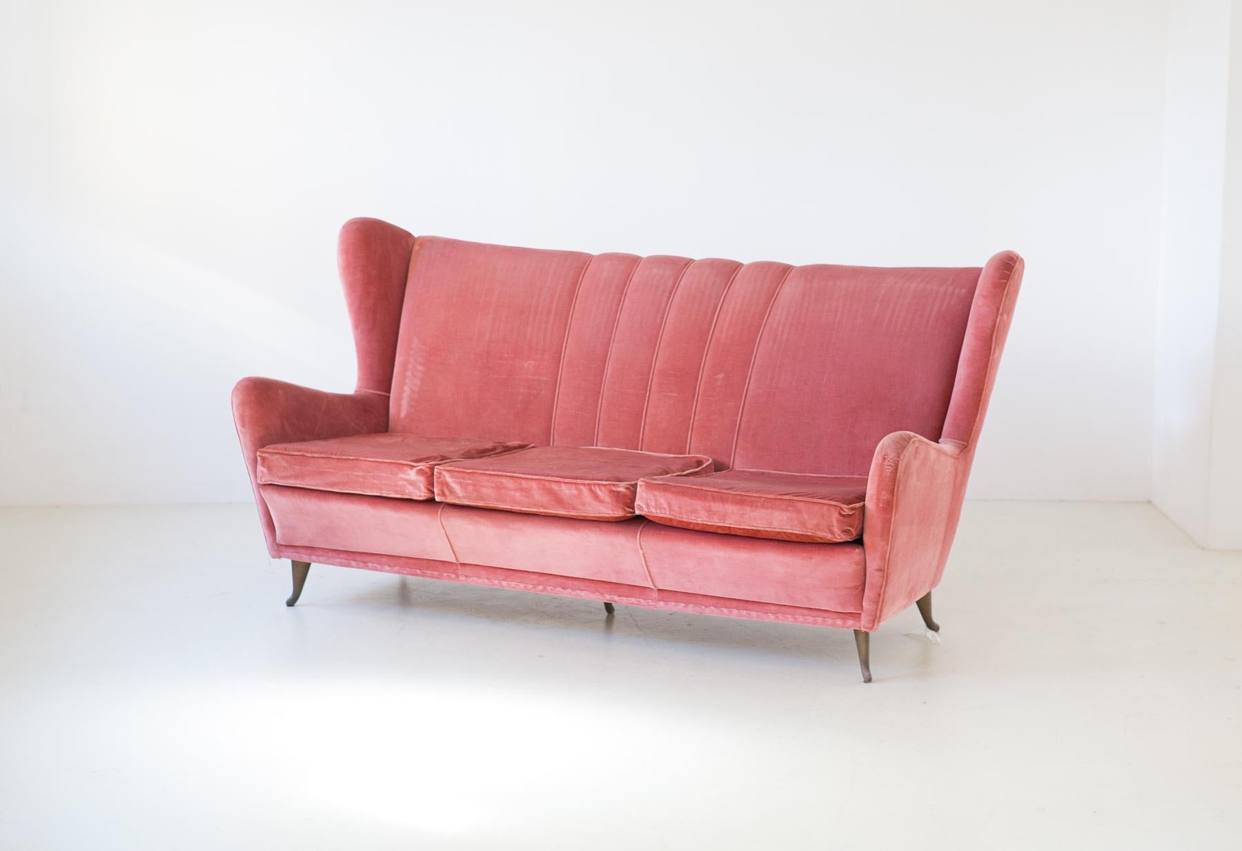 Italian Velvet Sofa by I.S.A. Bergamo, 1950s 6