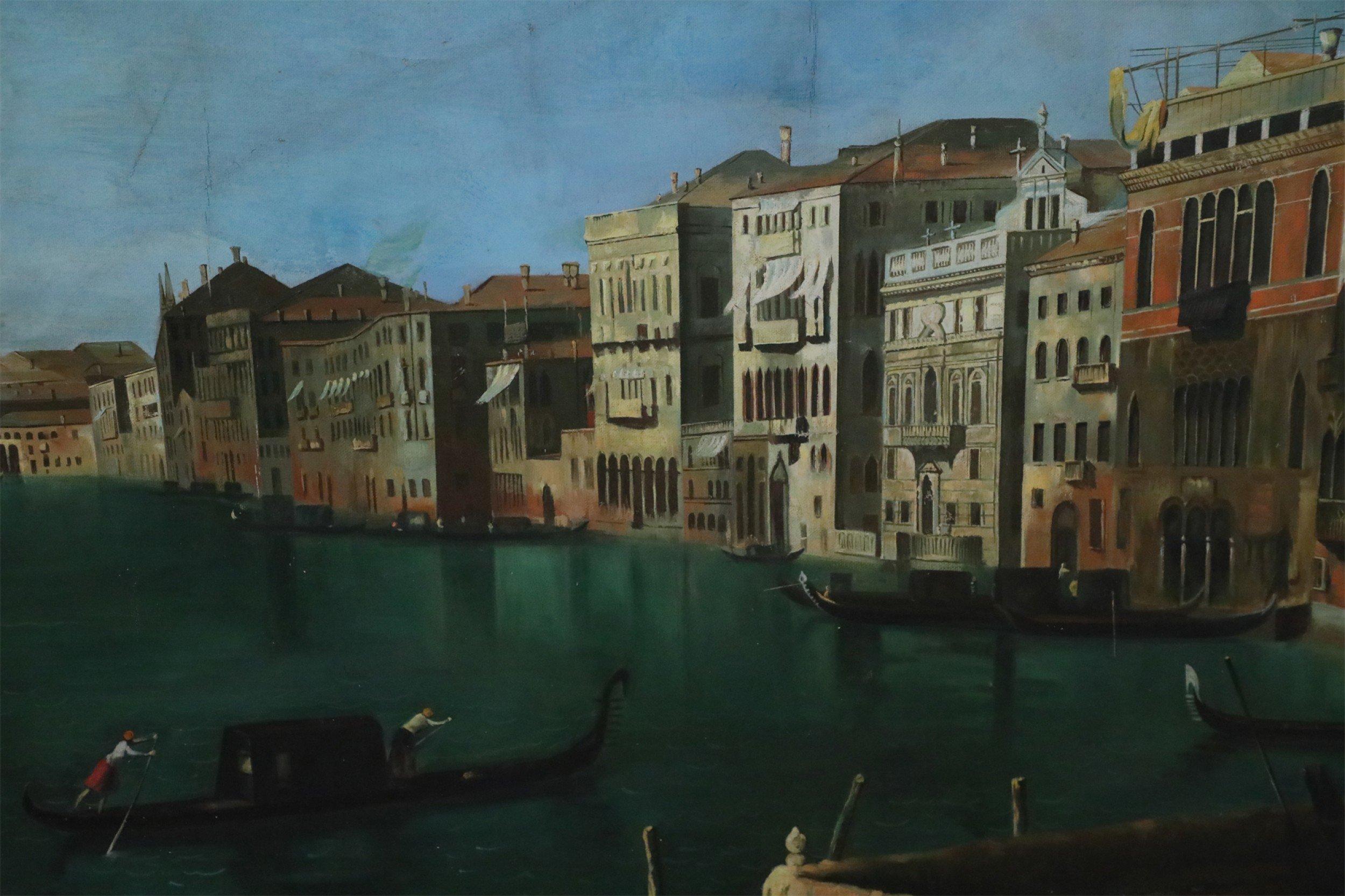 Italian Venetian Canal and Town Oil Painting on Canvas In Good Condition For Sale In New York, NY