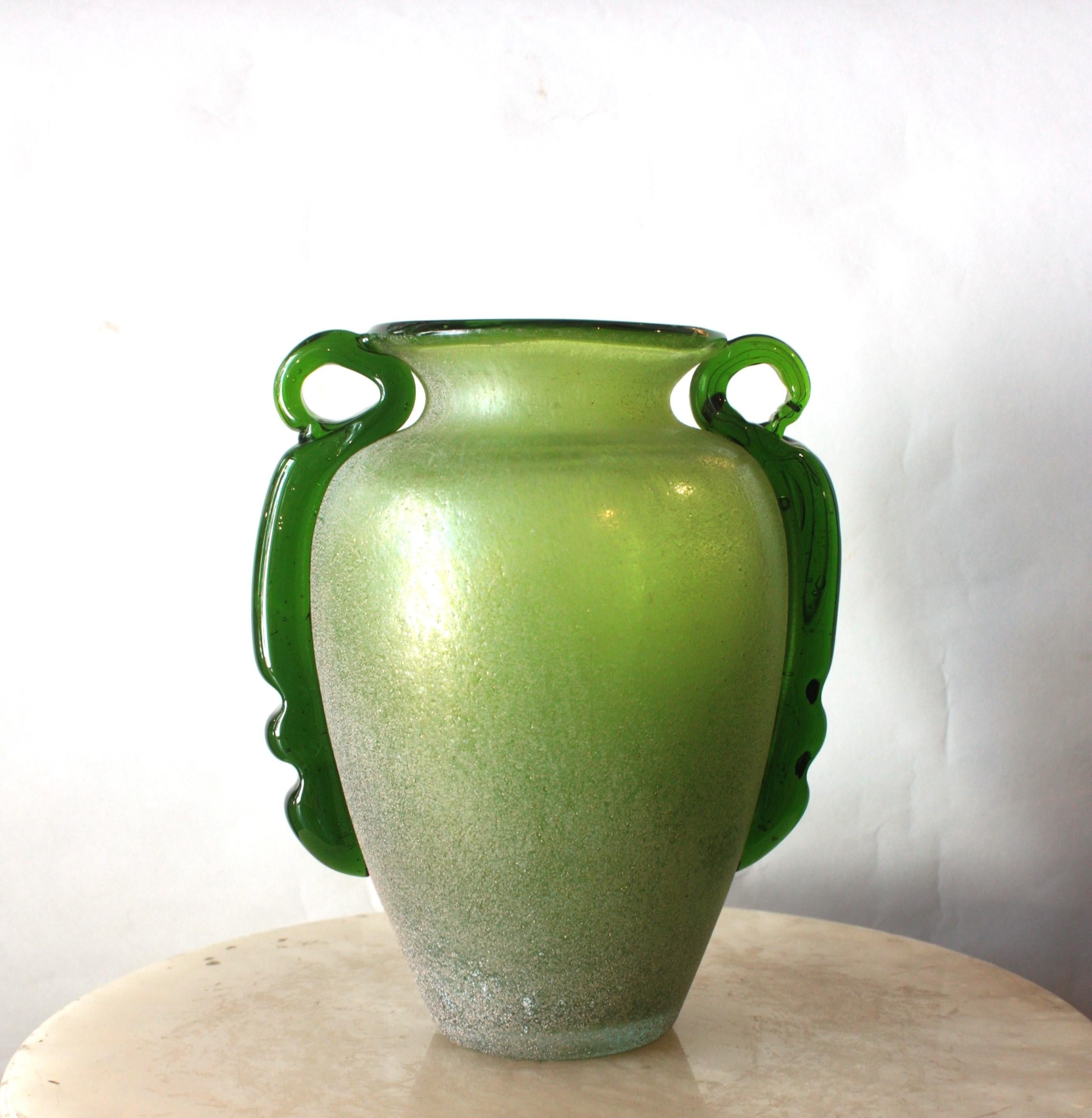 Italian Venetian Carlo Moretti Green Murano Scavo Art Glass Vase, 1960s For Sale 7