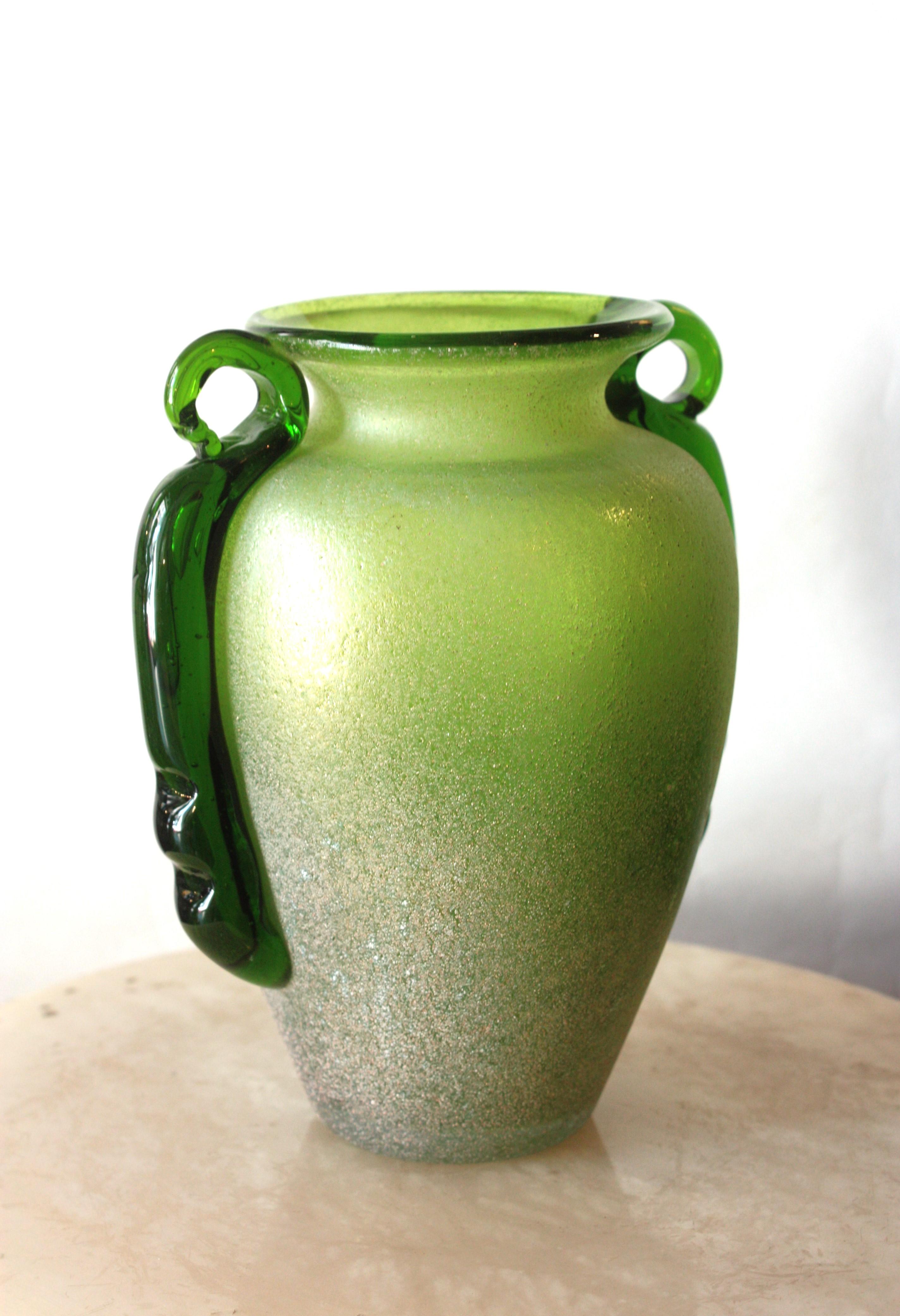 Mid-Century Modern Italian Venetian Carlo Moretti Green Murano Scavo Art Glass Vase, 1960s For Sale