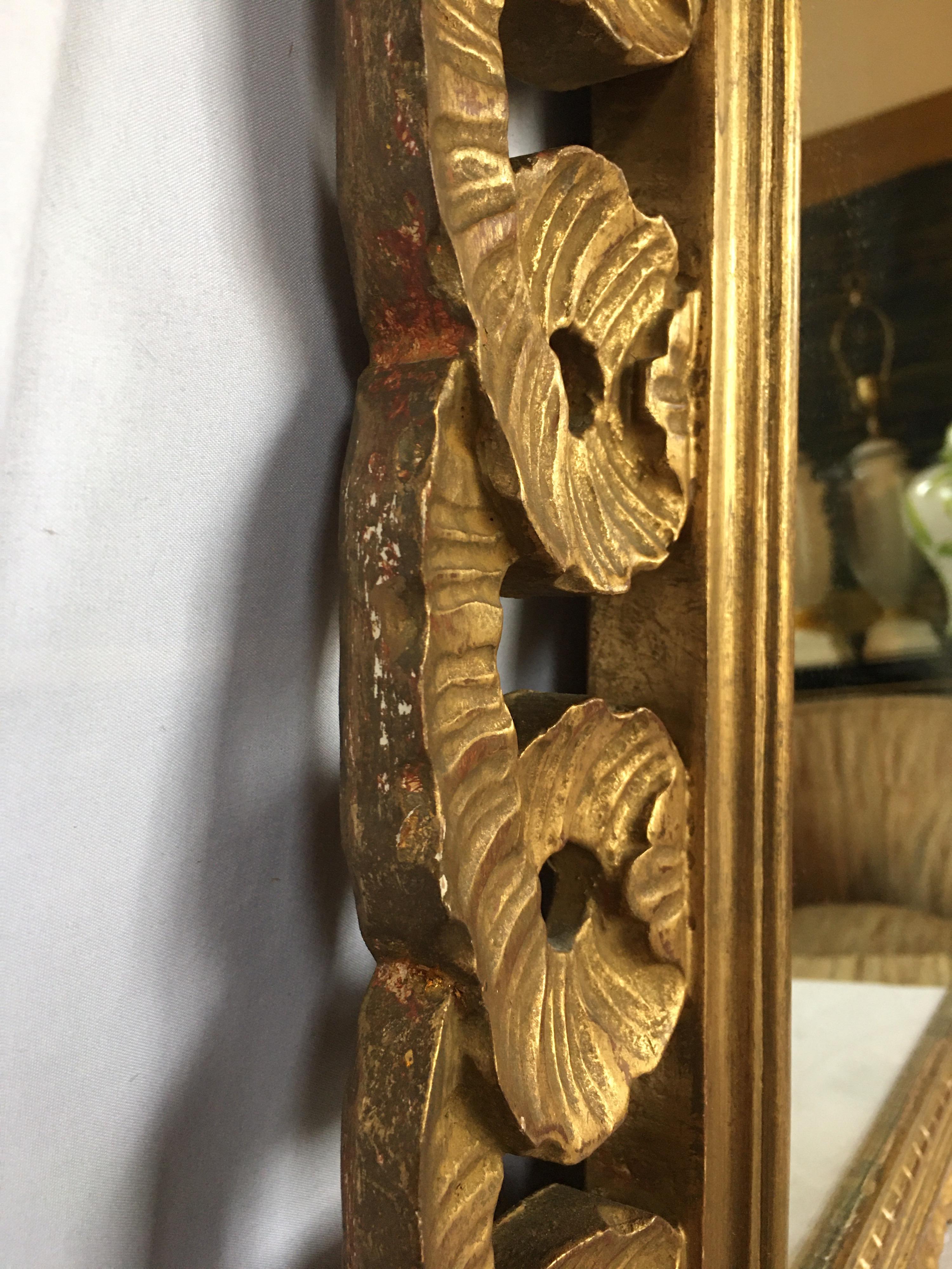 Italian Venetian Carved Gesso Giltwood Scalloped Ribbon Loop Wall Mirror 4