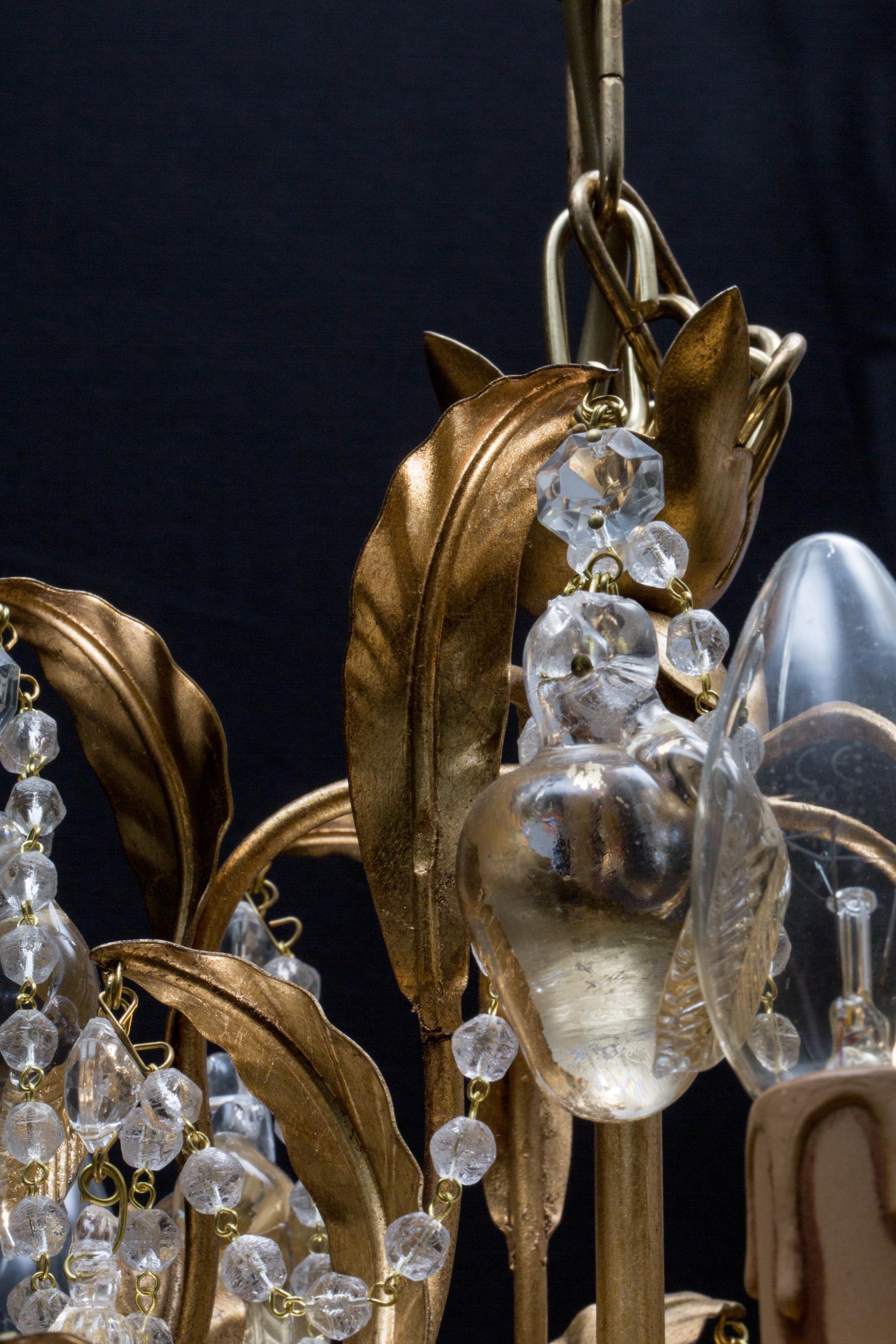 Italian Venetian Chandelier with 24-Karat Gold Embedded Murano Glass For Sale 2