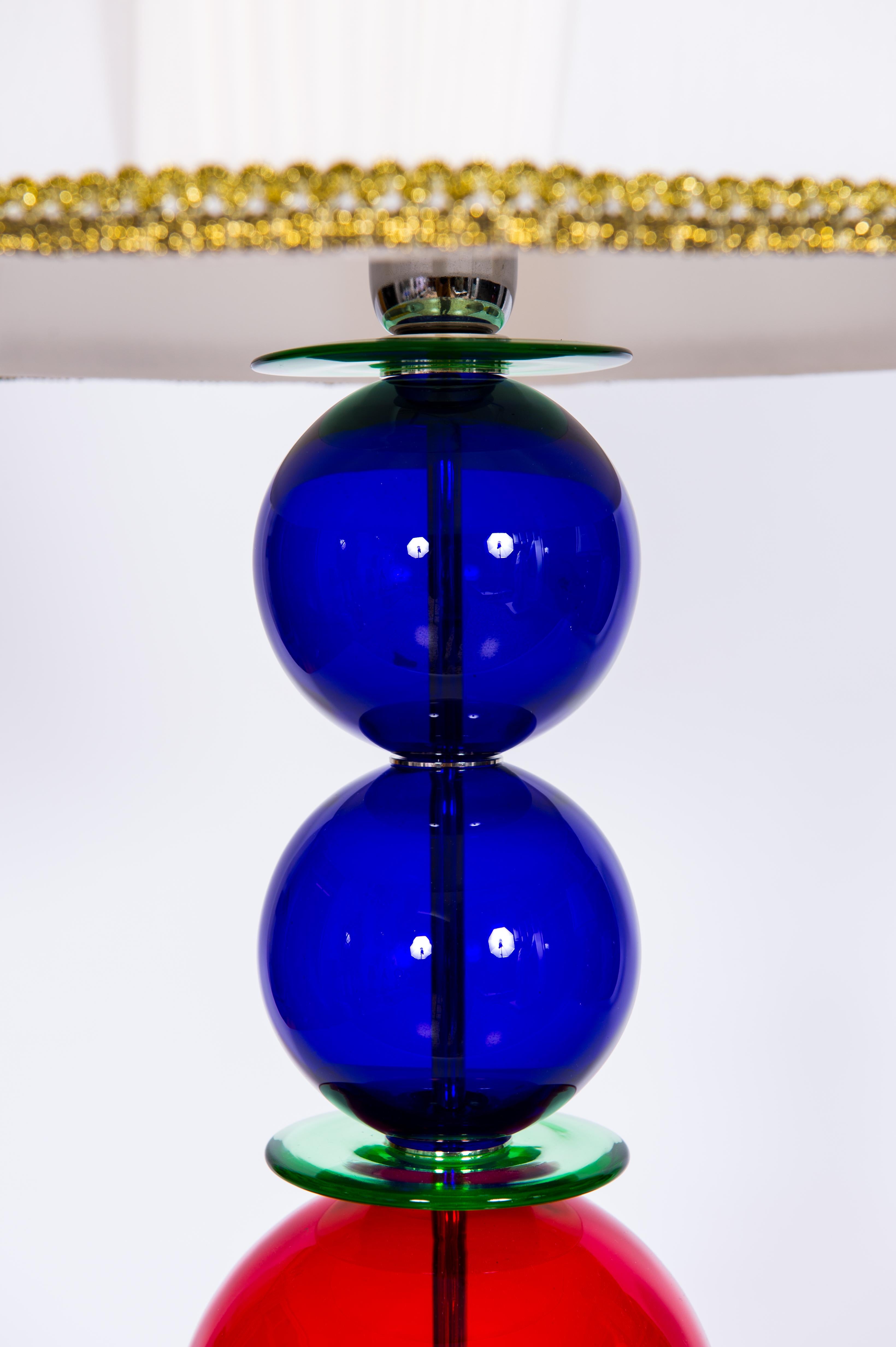Fait main Personnalisable Lampes de table monumentales en verre de Murano teintes vibrantes Contemporary Italy en vente